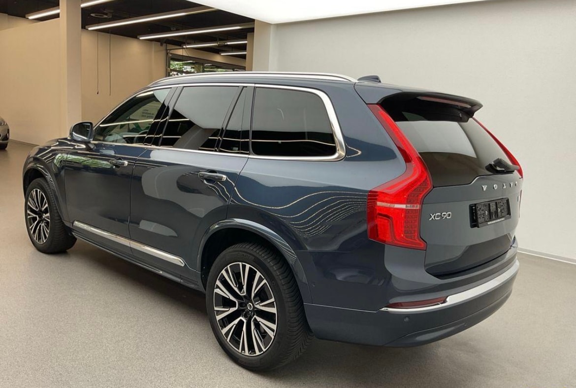 VOLVO XC90 T8 eAWD PluginHybrid Ultimate Bright 7P Geartronic-image-2