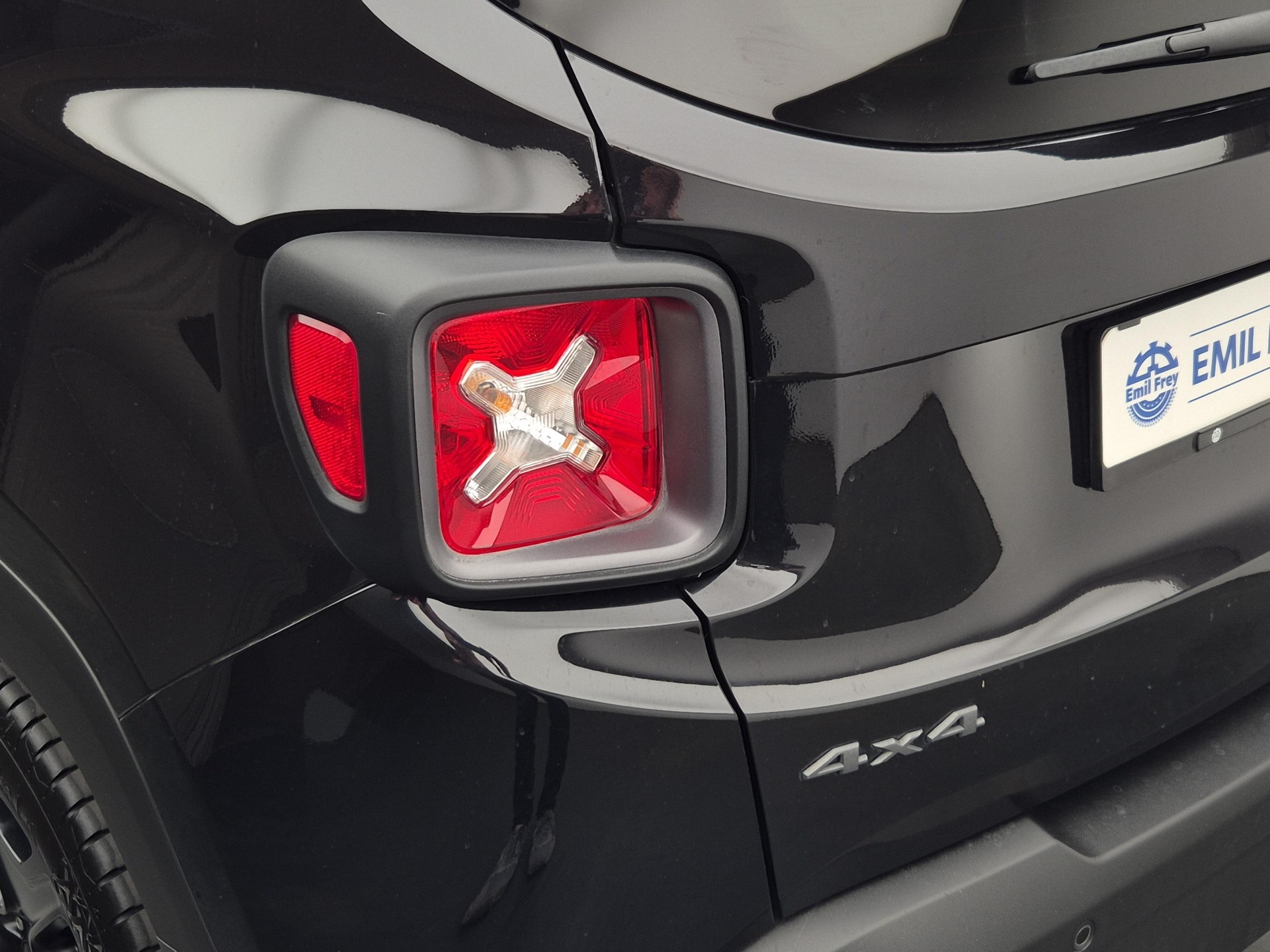JEEP Renegade 2.0 CRD 170 Trailhawk AWD-image-18
