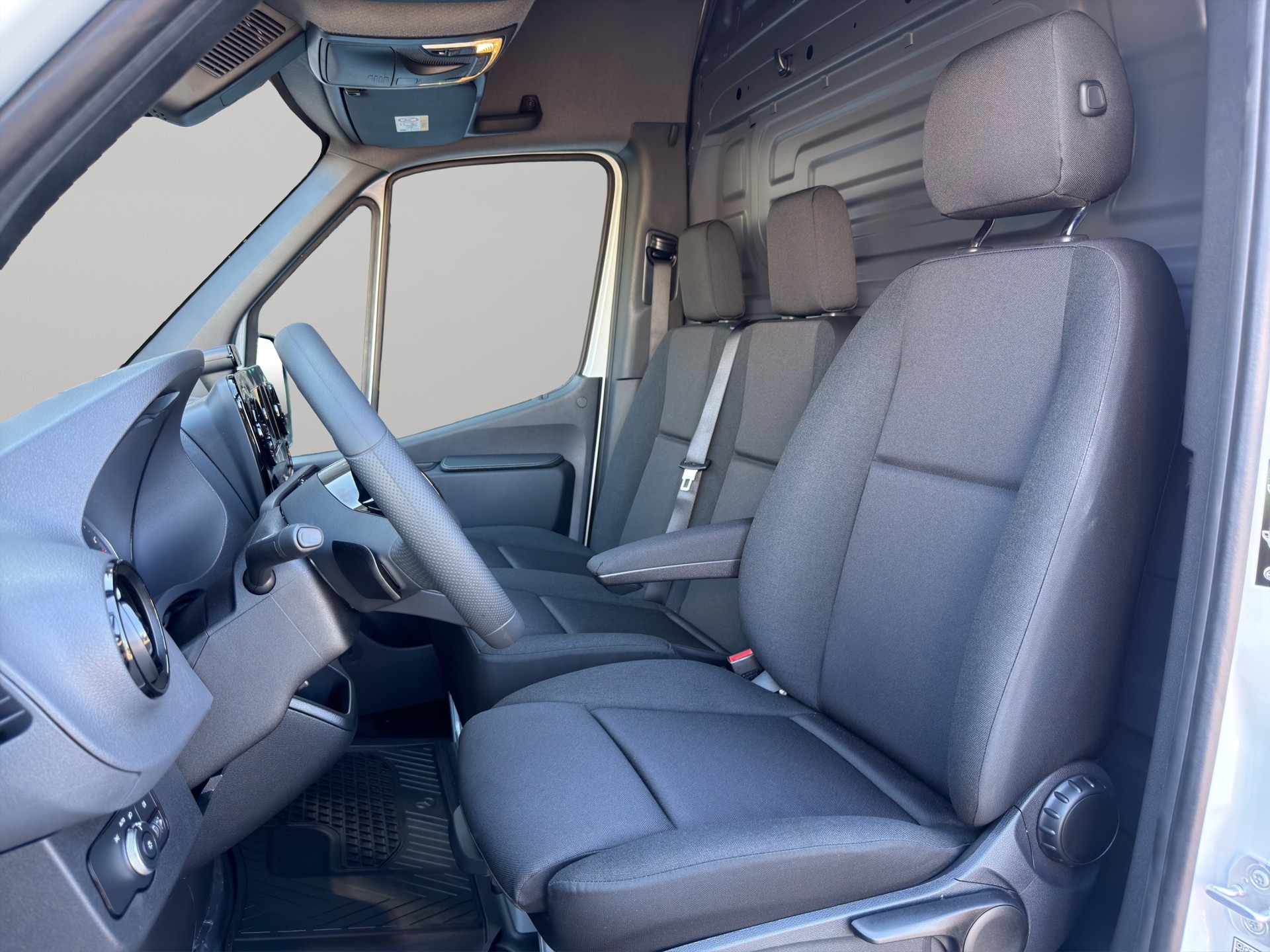 MERCEDES-BENZ Sprinter 315 Kaw. 3665 S 2.0 CDI 150 Pro-image-9