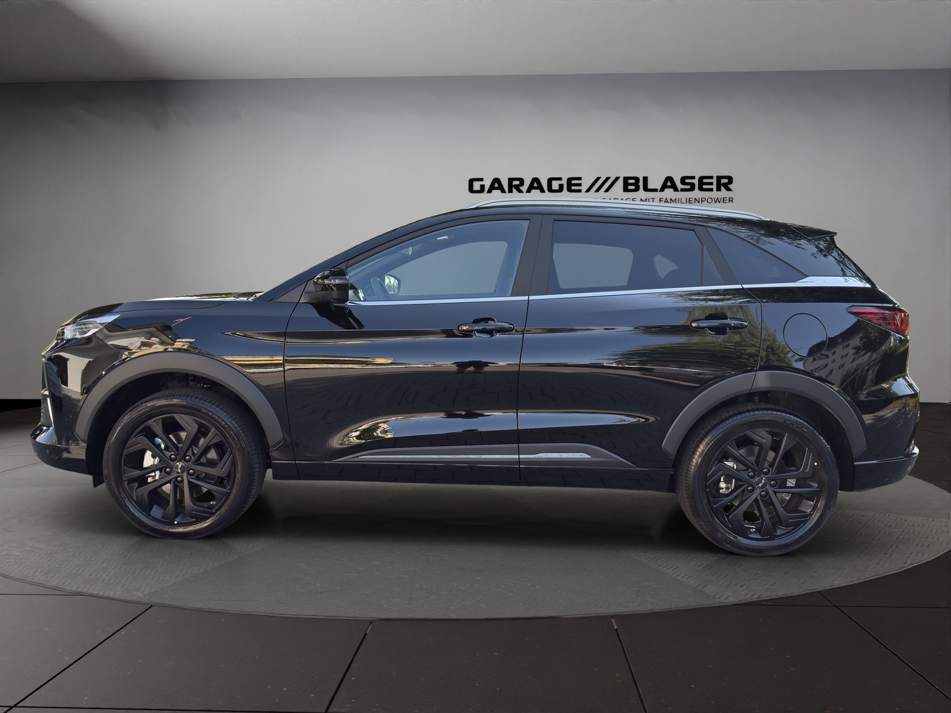 JAC JS6 1.5 PHEV-image-1
