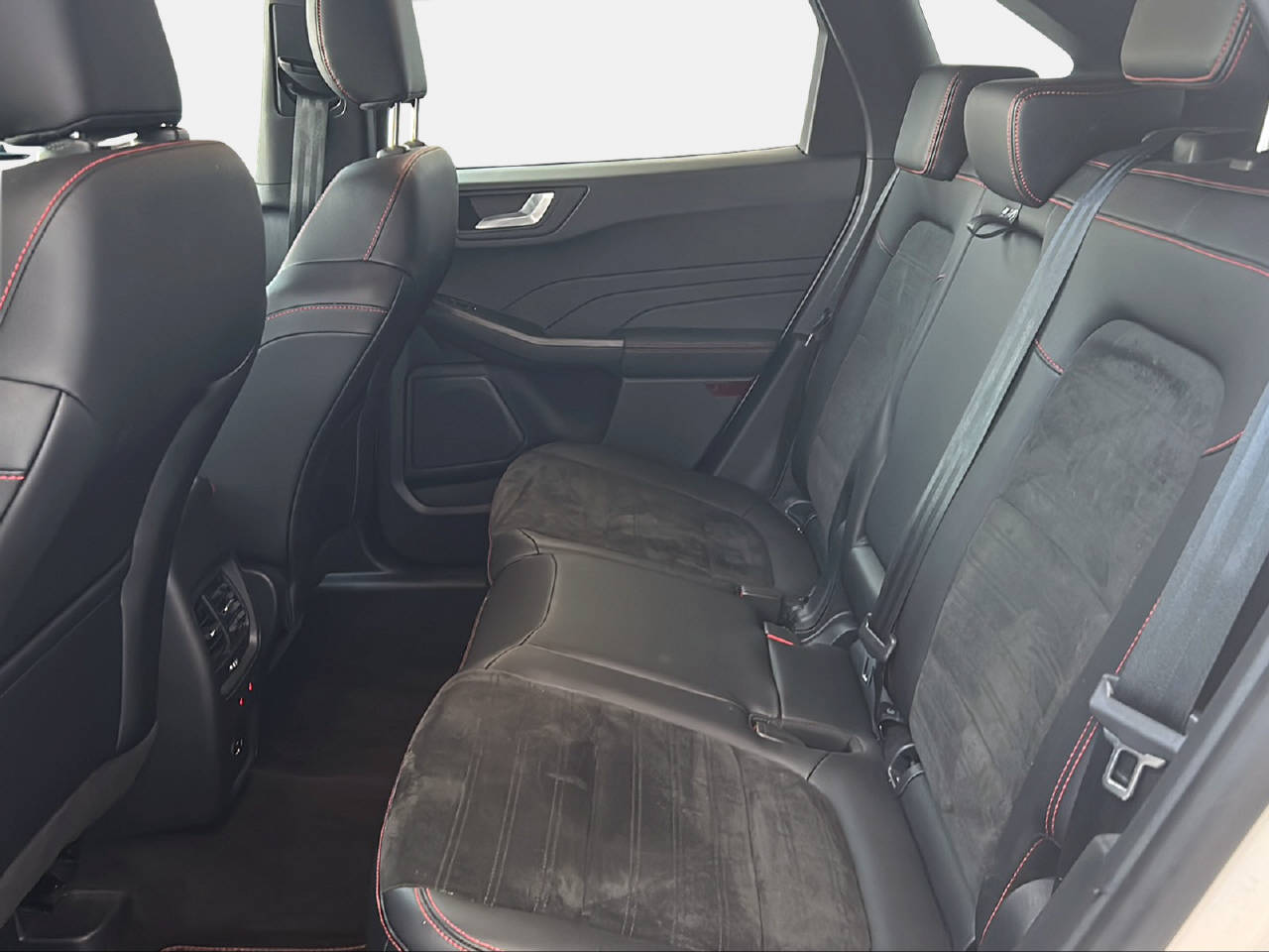 FORD Kuga 2.5 Hybrid ST-Line X 4x4-image-10