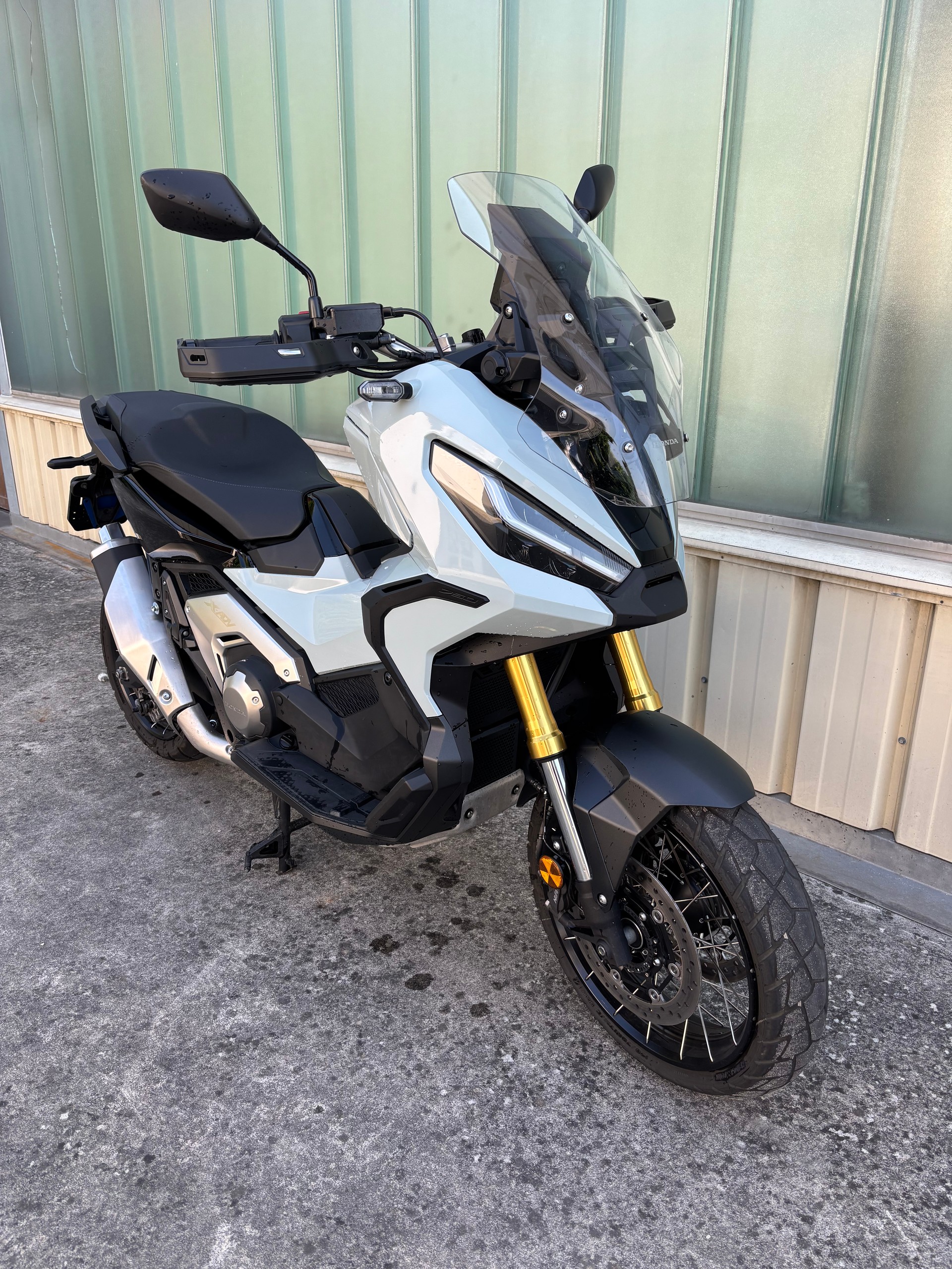 HONDA X-ADV 750 (35kW)-image-2