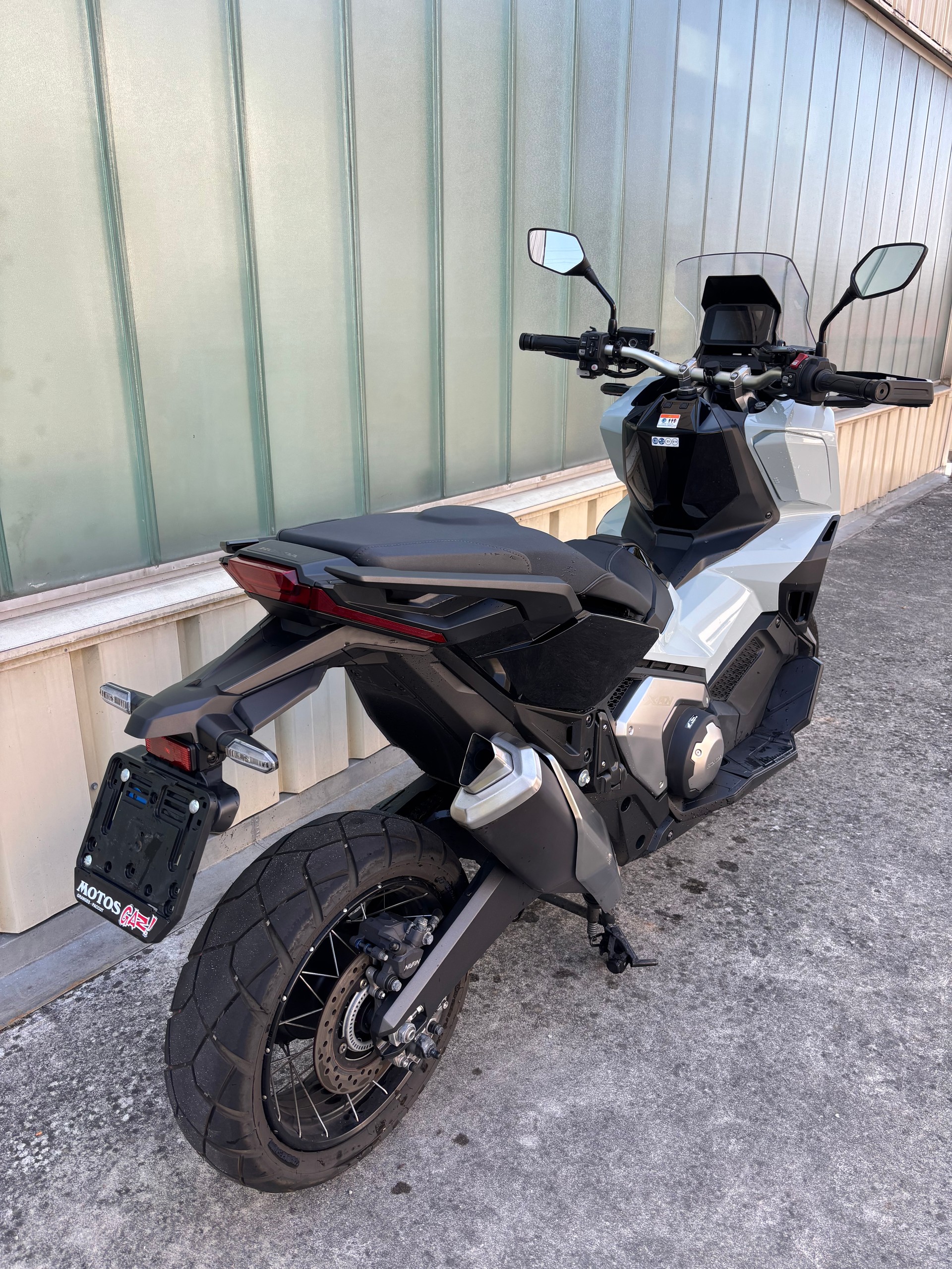 HONDA X-ADV 750 (35kW)-image-4