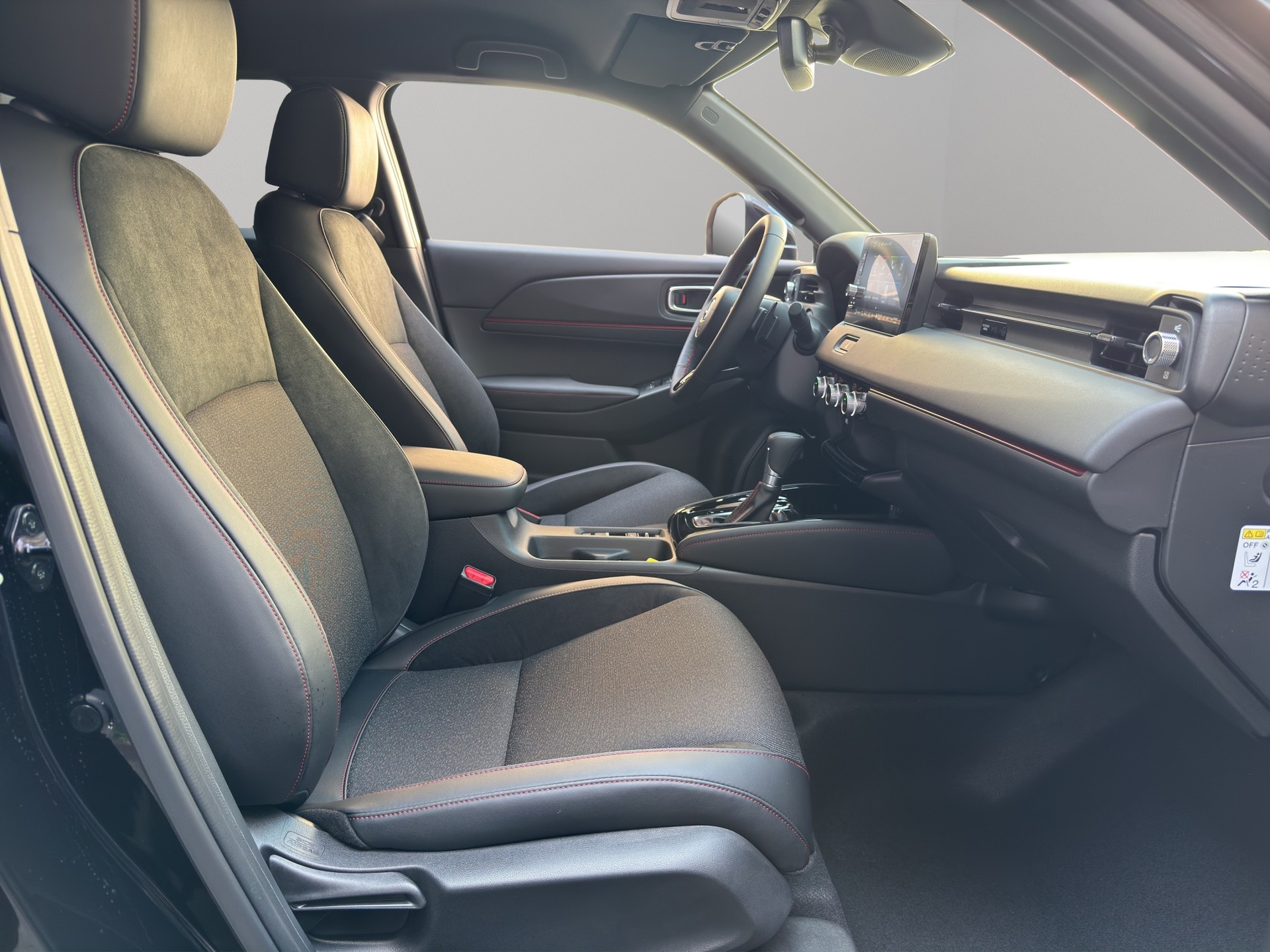 HONDA HR-V 1.5 i-MMD Advance Sport-image-13