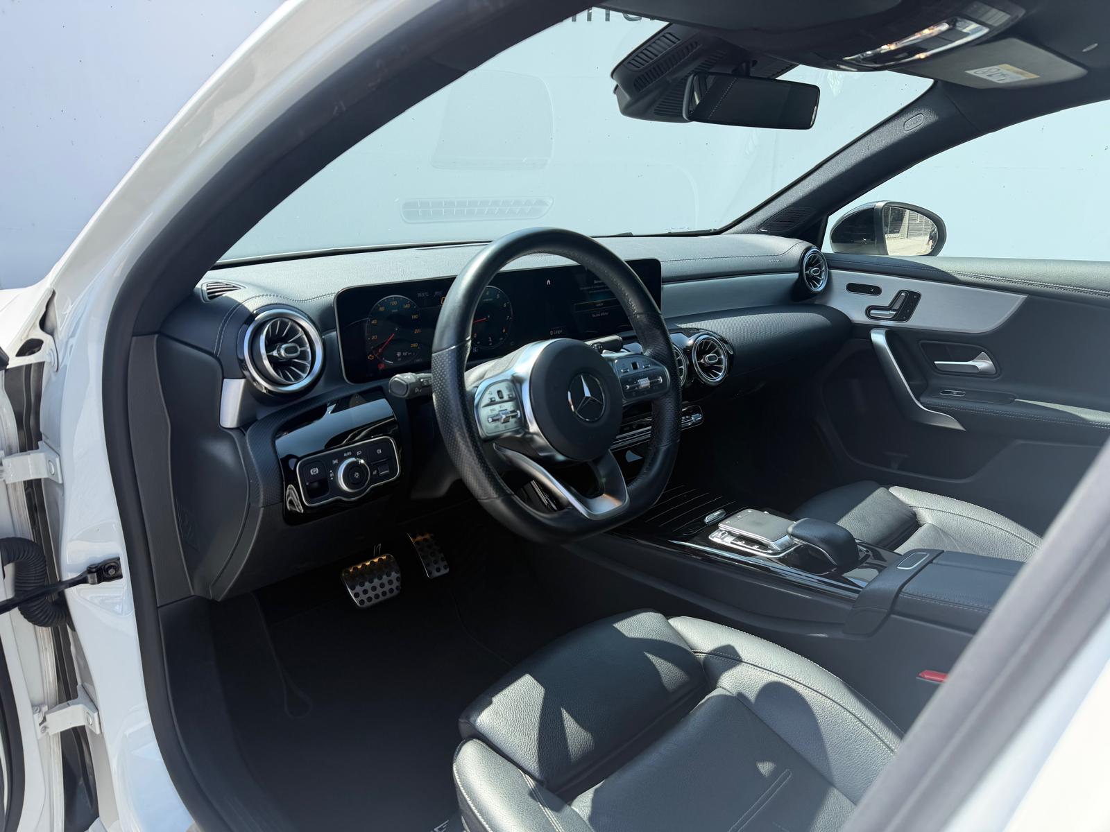 MERCEDES-BENZ A 250 4Matic AMG Line 4Matic 7G-DCT-image-6