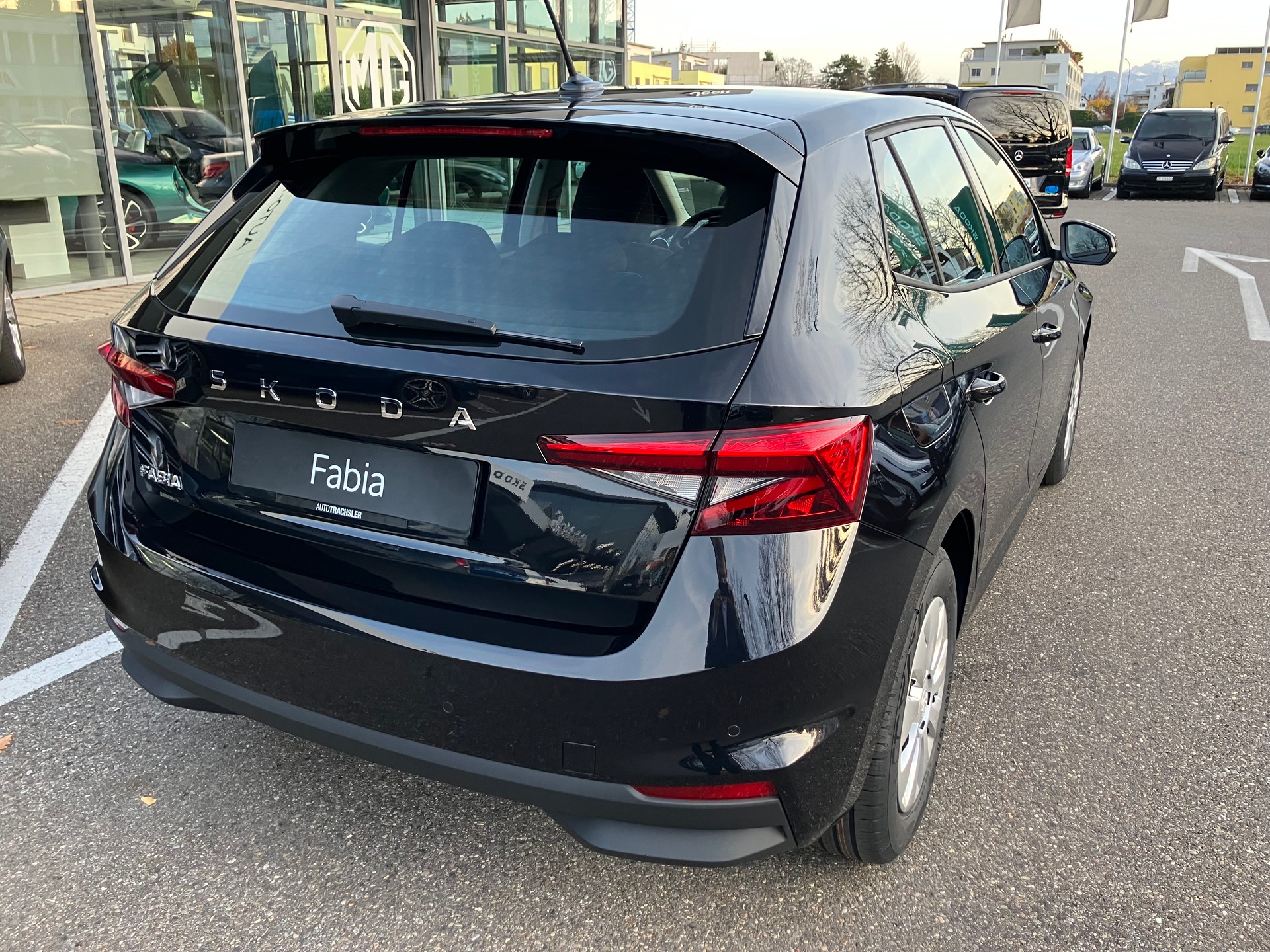 SKODA Fabia 1.0 TSI Selection DSG-image-5
