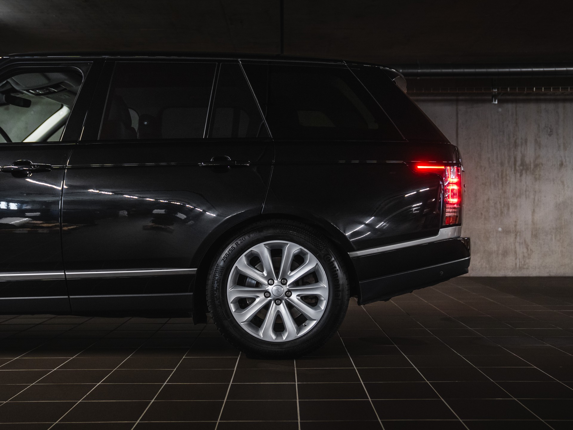 LAND ROVER Range Rover 4.4 SDV8 Vogue Automatic-image-3