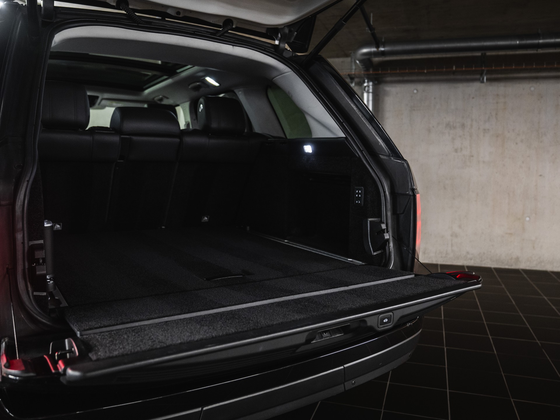 LAND ROVER Range Rover 4.4 SDV8 Vogue Automatic-image-11
