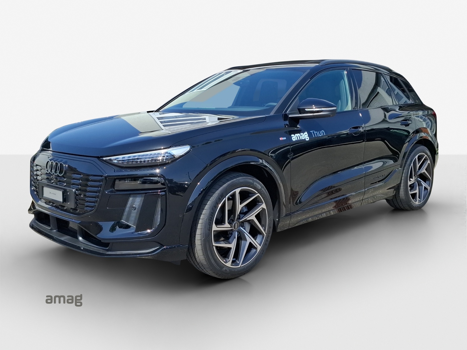AUDI Q6 e-tron quattro