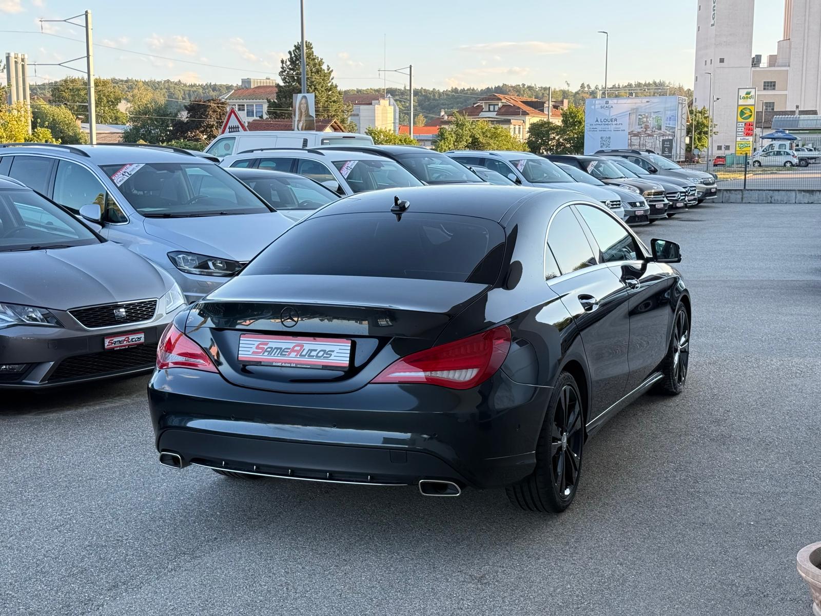 MERCEDES-BENZ CLA 200-image-1