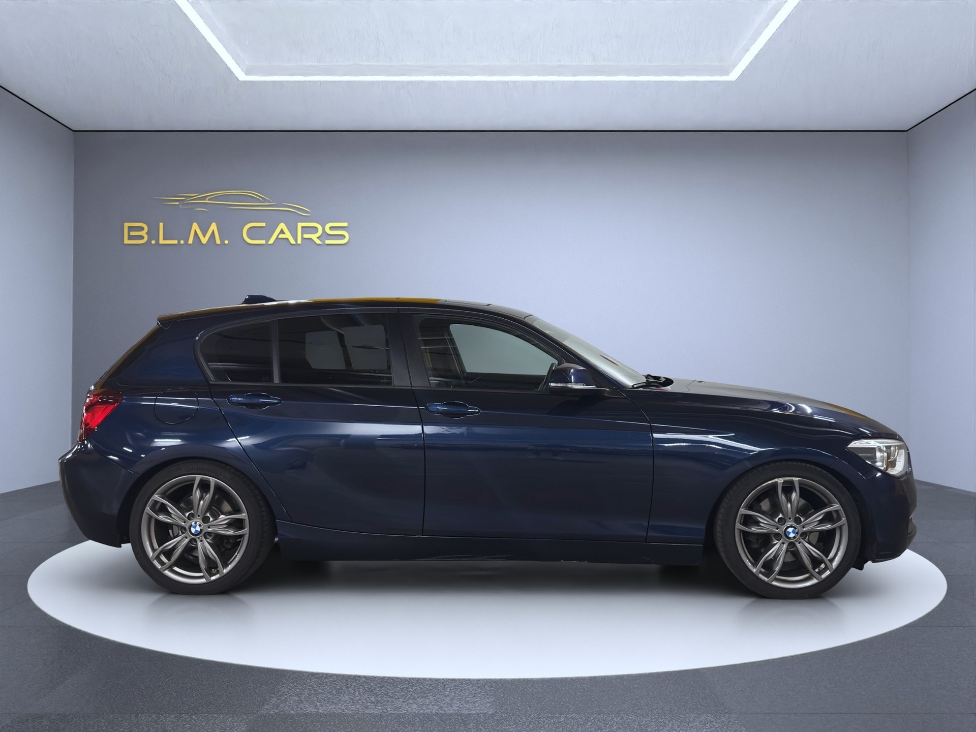 BMW 125i Sport Line-image-7
