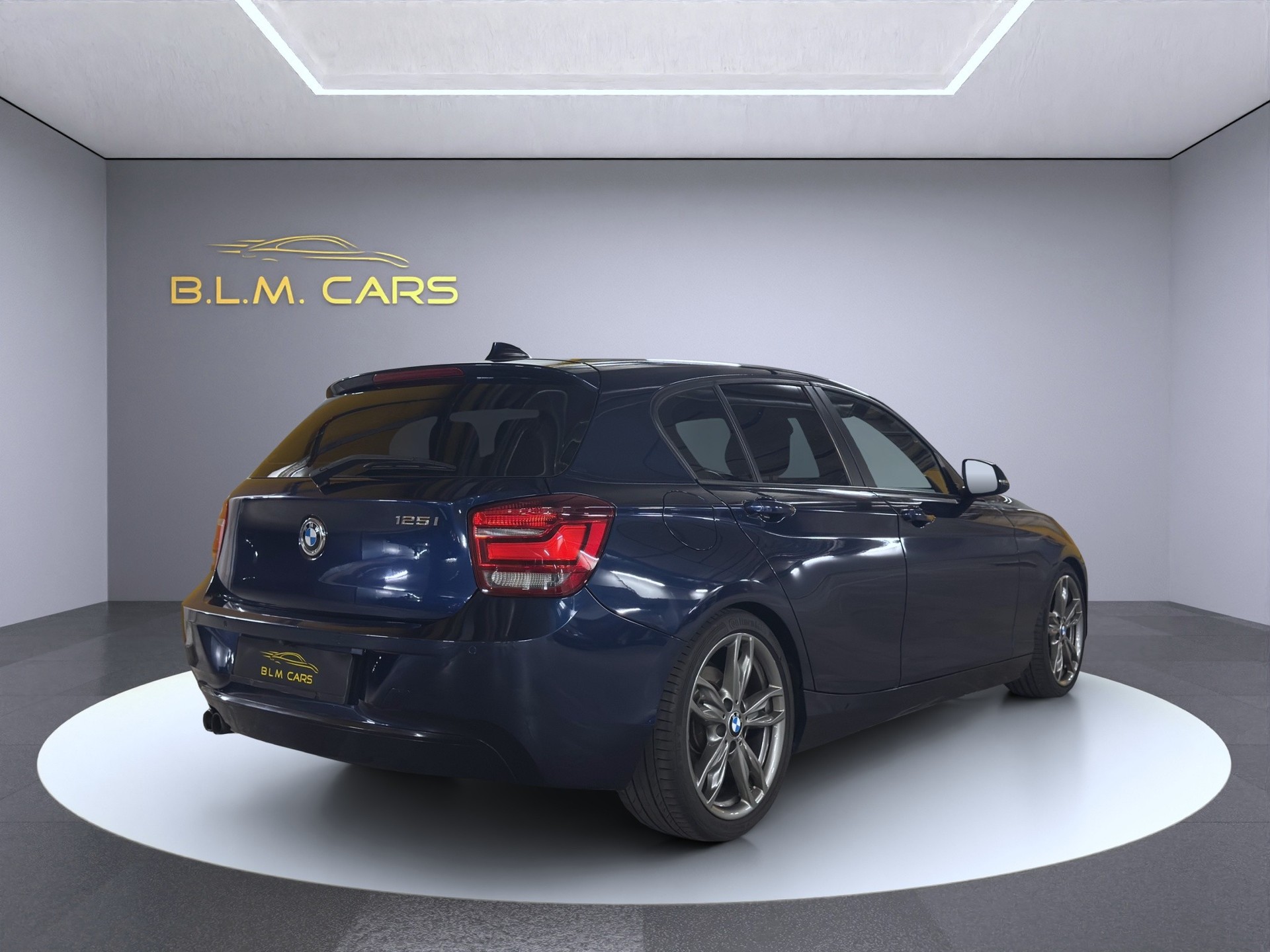 BMW 125i Sport Line-image-6