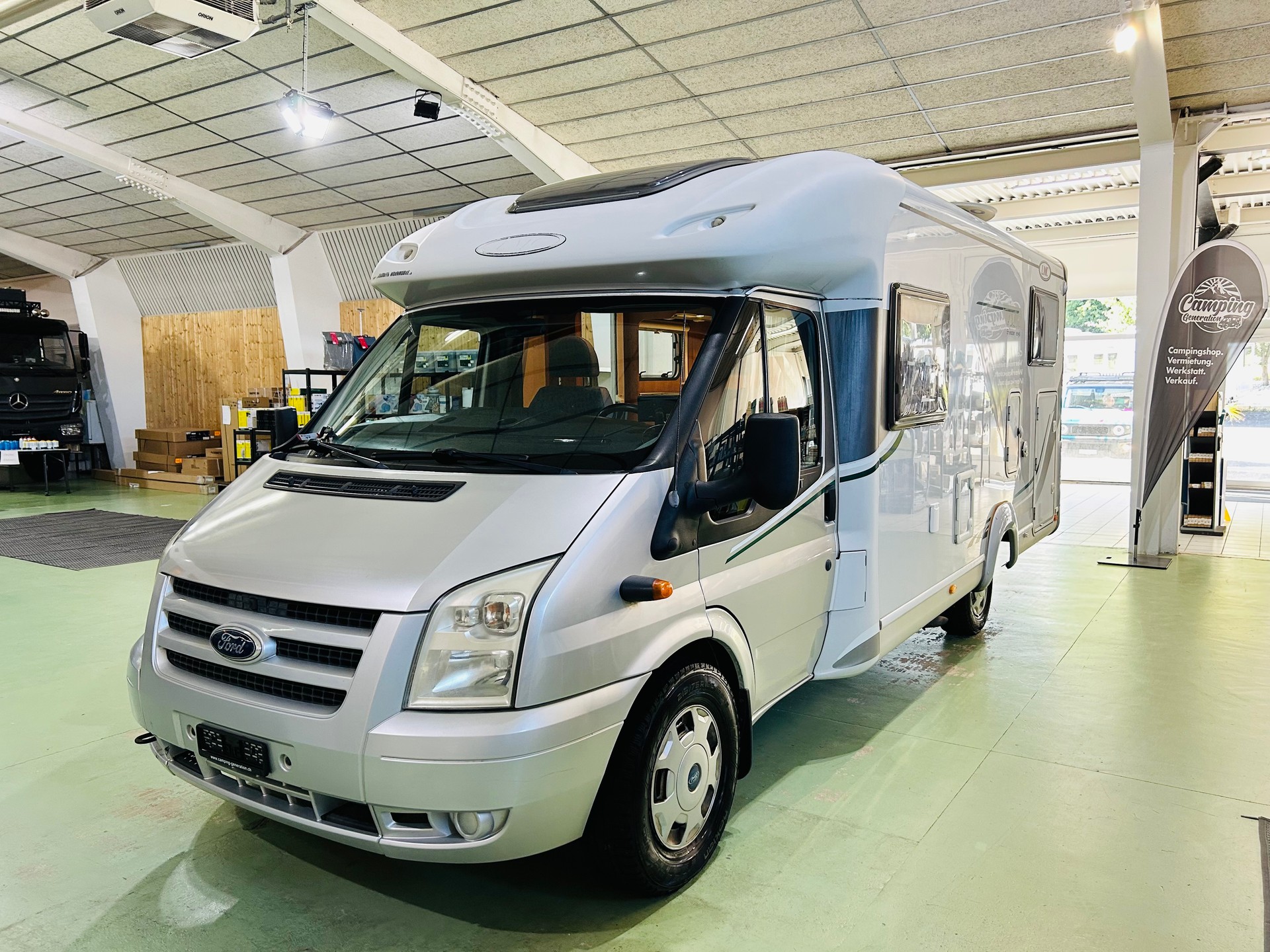LMC Breezer 654G-showroom-element-1