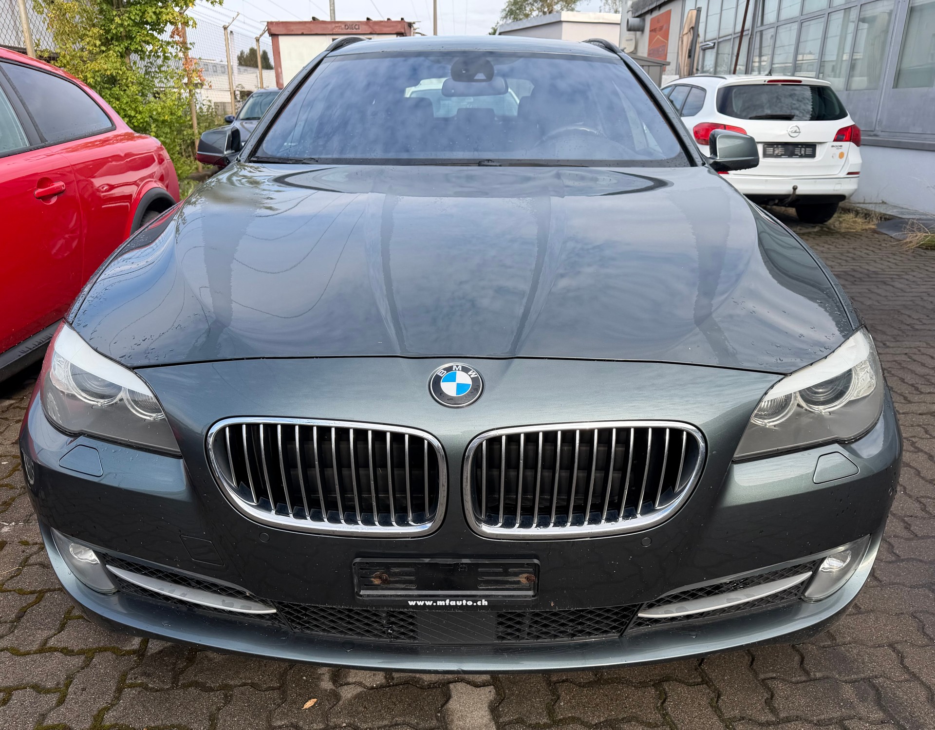 BMW 535d xDrive Touring Steptronic-image-2
