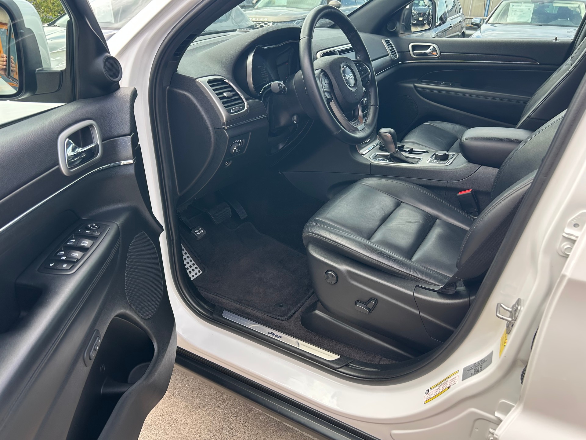JEEP Grand Cherokee 3.0 CRD Limited Automatic-image-14