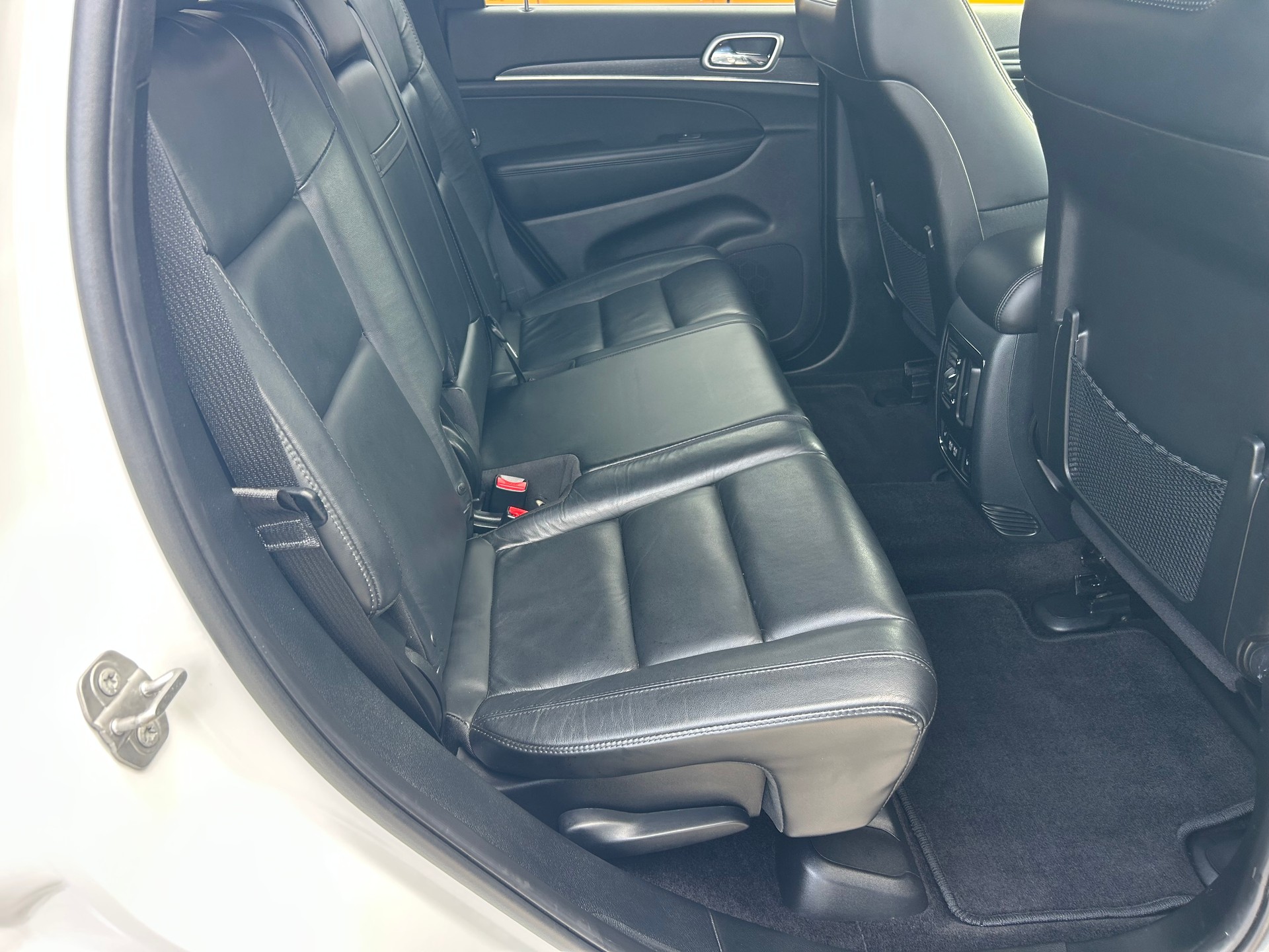 JEEP Grand Cherokee 3.0 CRD Limited Automatic-image-8