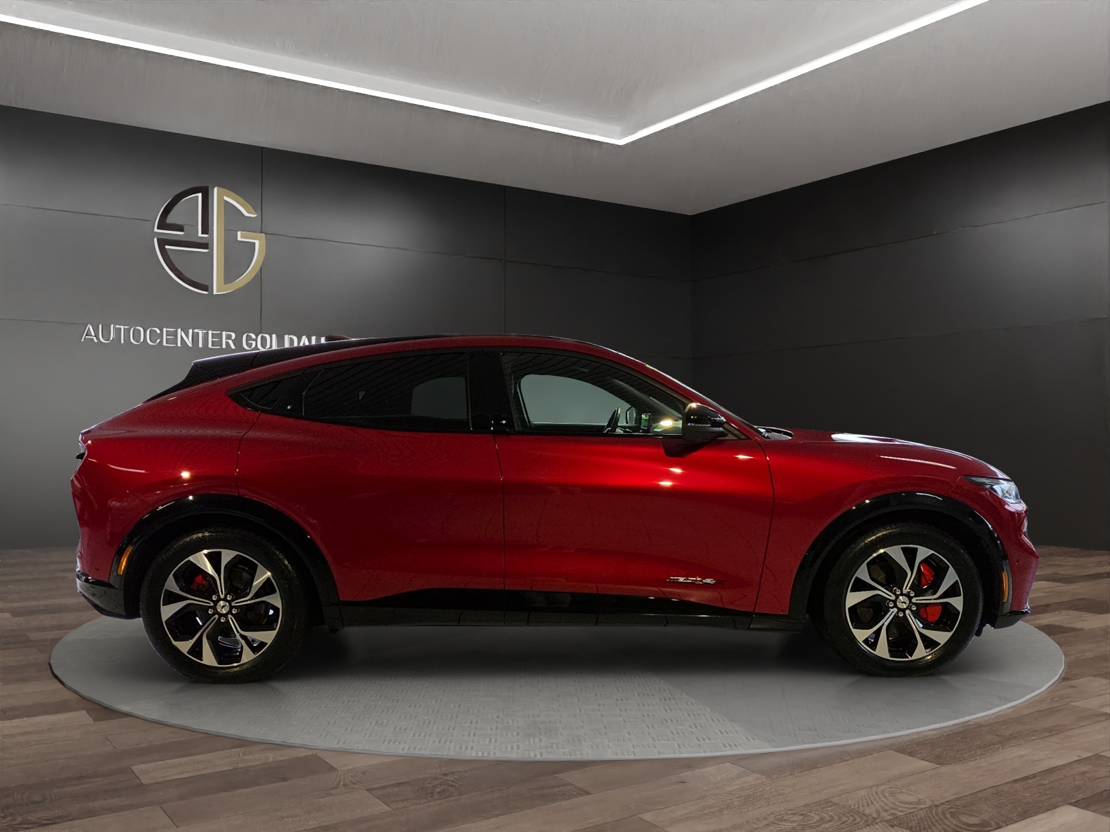 FORD Mustang MACH-E Premium AWD 99 kWh SOH 96.8%-image-4