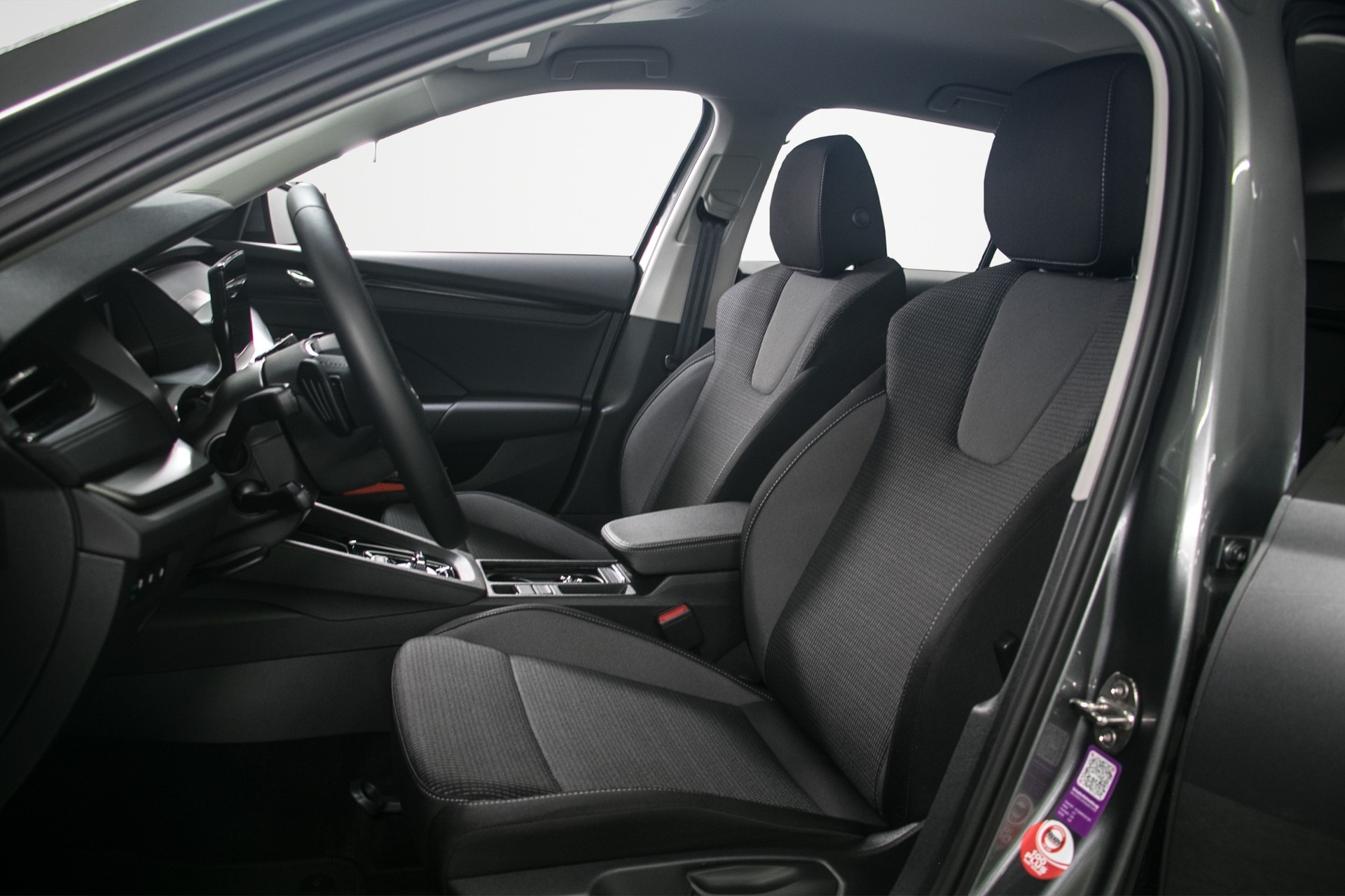 SKODA Octavia Combi 2.0 TSI Ambition DSG 4x4-image-9