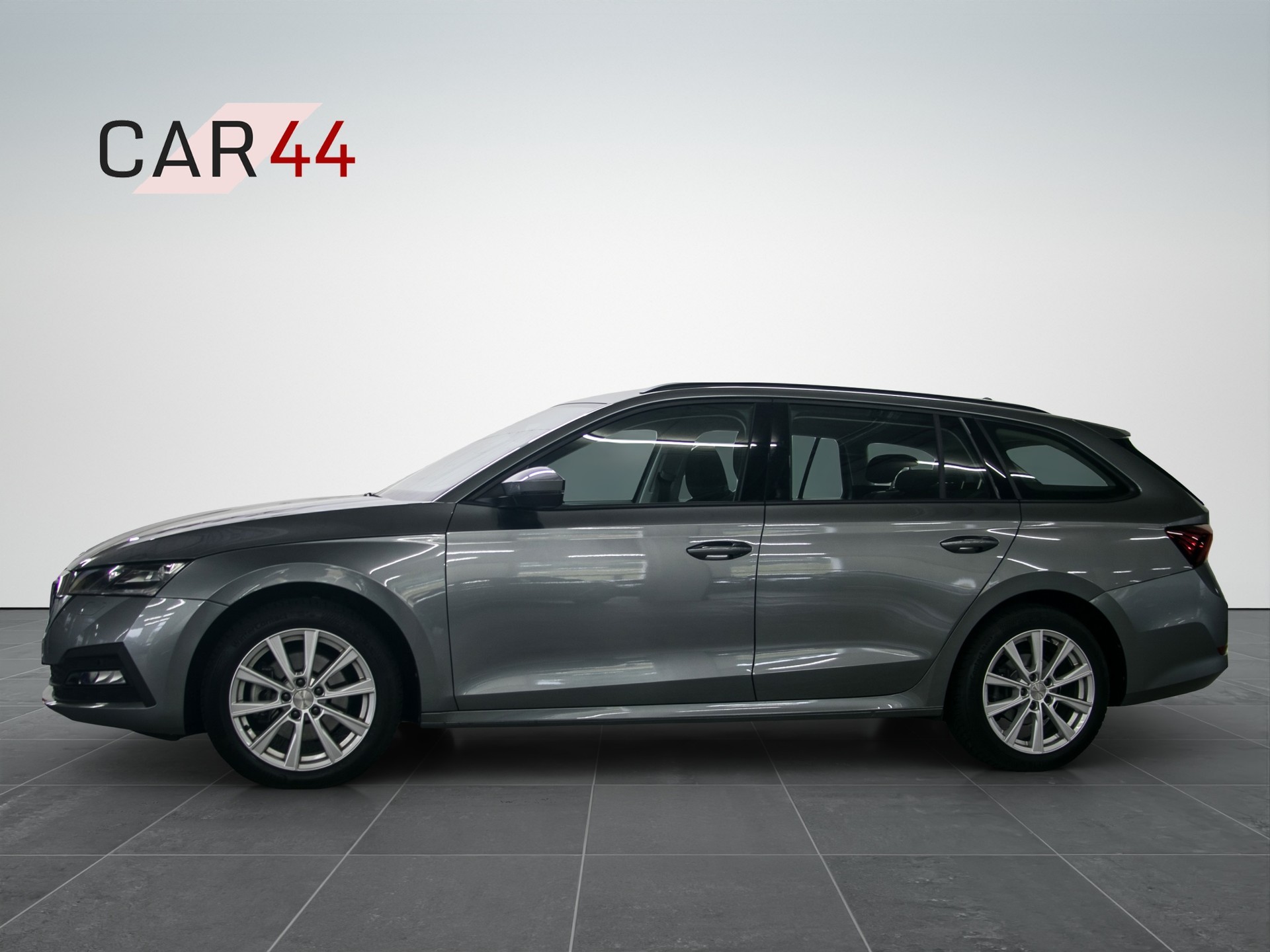 SKODA Octavia Combi 2.0 TSI Ambition DSG 4x4-image-1