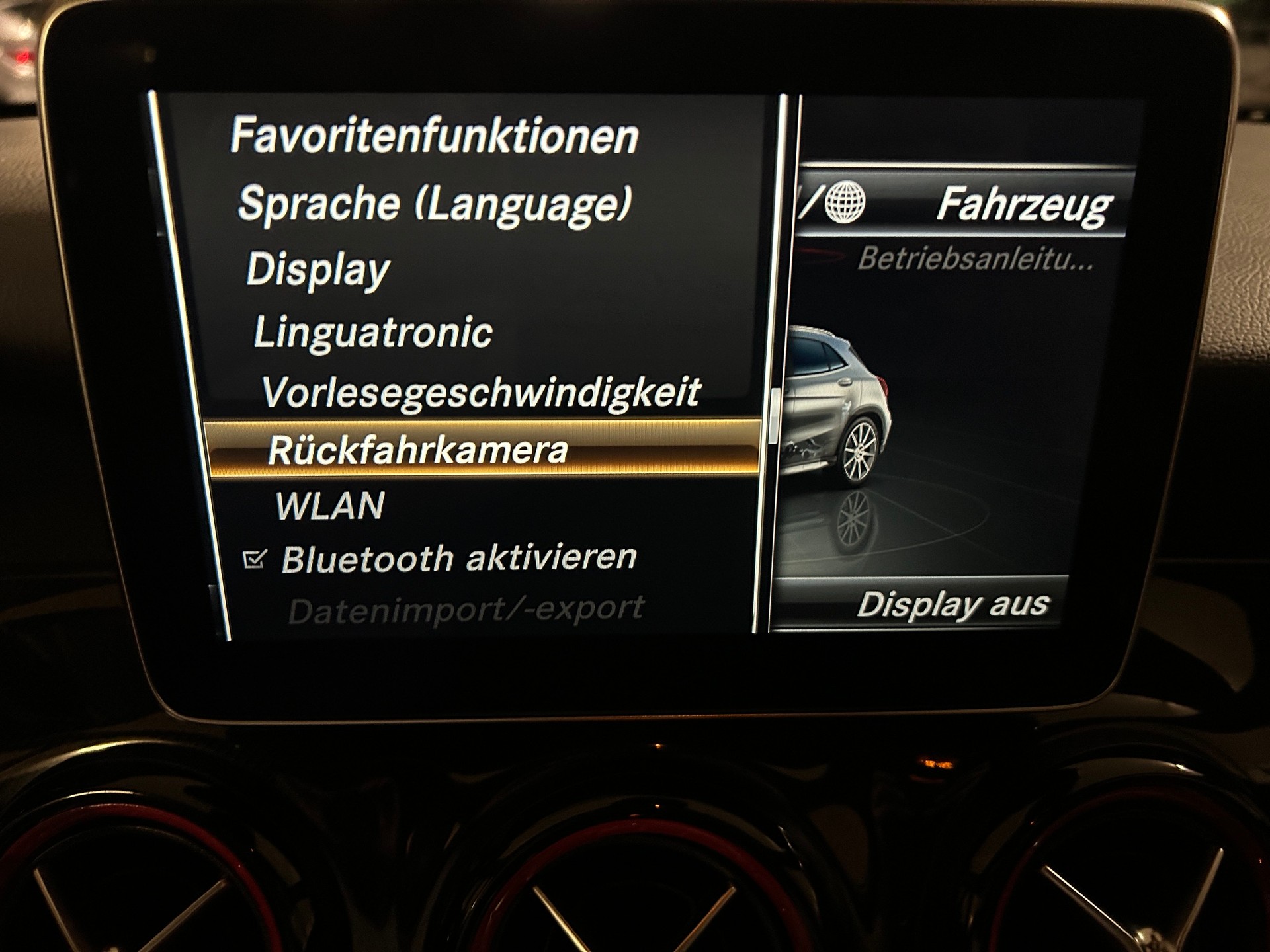 MERCEDES-BENZ GLA 45 AMG 4Matic 7G-DCT -AMG Sportauspuff ohne OPF-AMG Sportfahrwerk--image-17