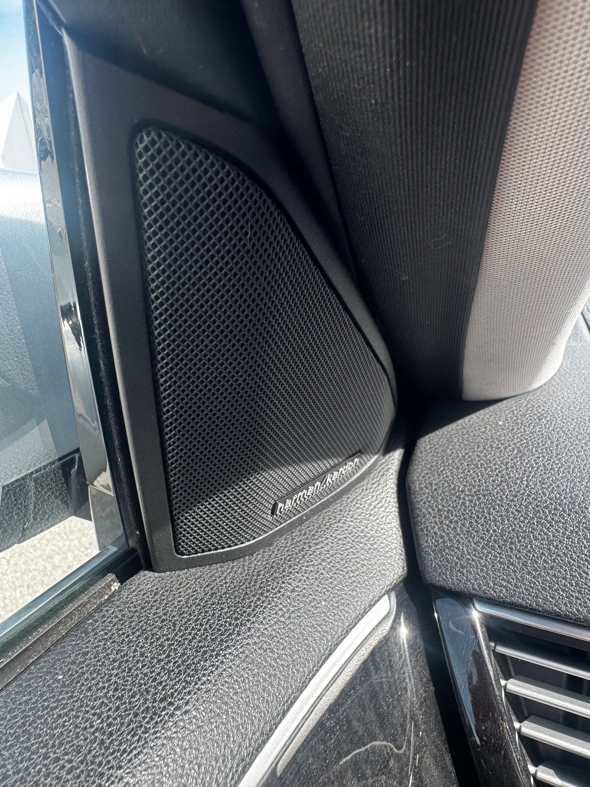 MERCEDES-BENZ E 350 CGI BlueEff. Avantgarde 4Matic 7G-Tronic-image-6