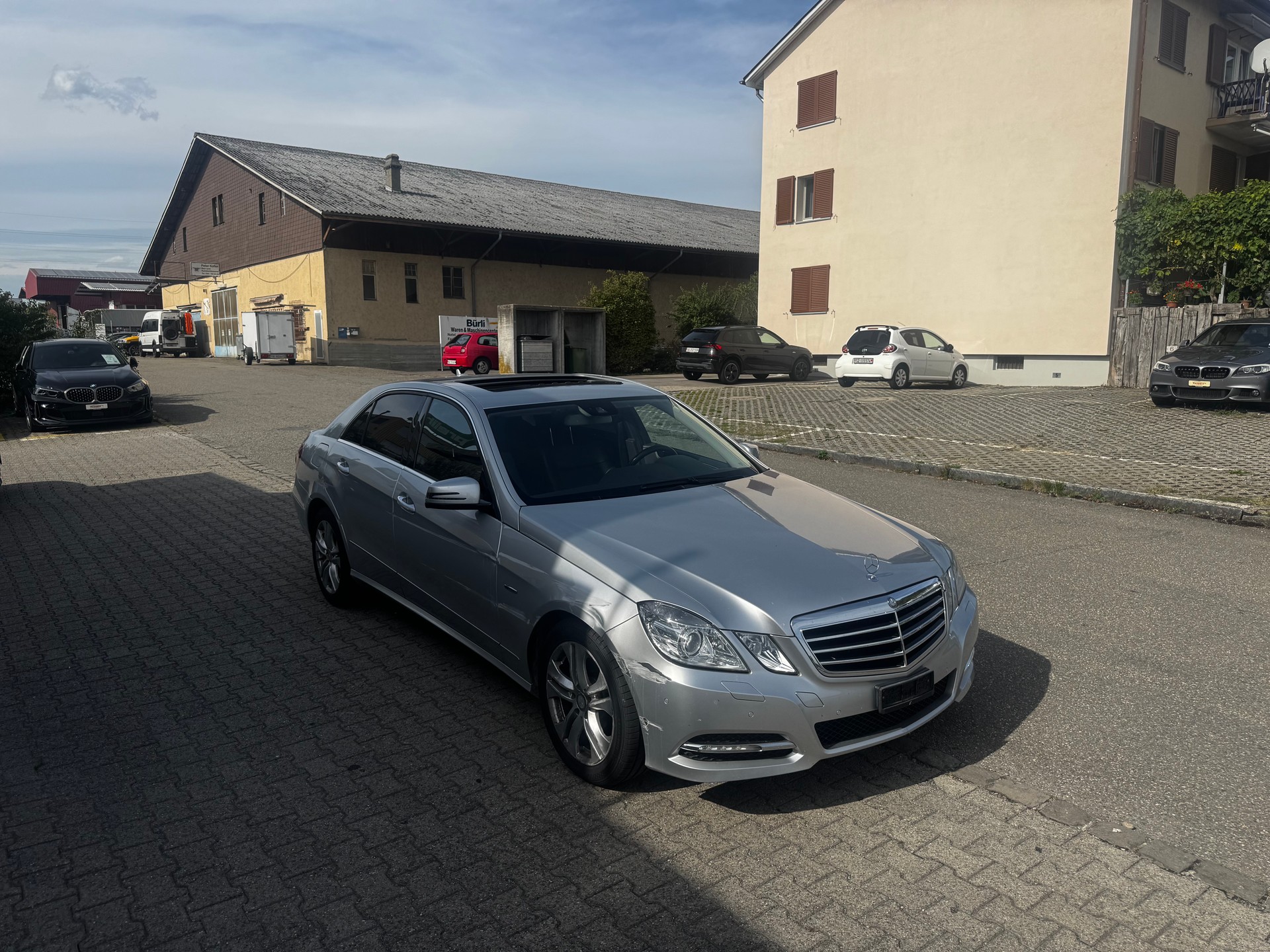 MERCEDES-BENZ E 350 CGI BlueEff. Avantgarde 4Matic 7G-Tronic-image-1