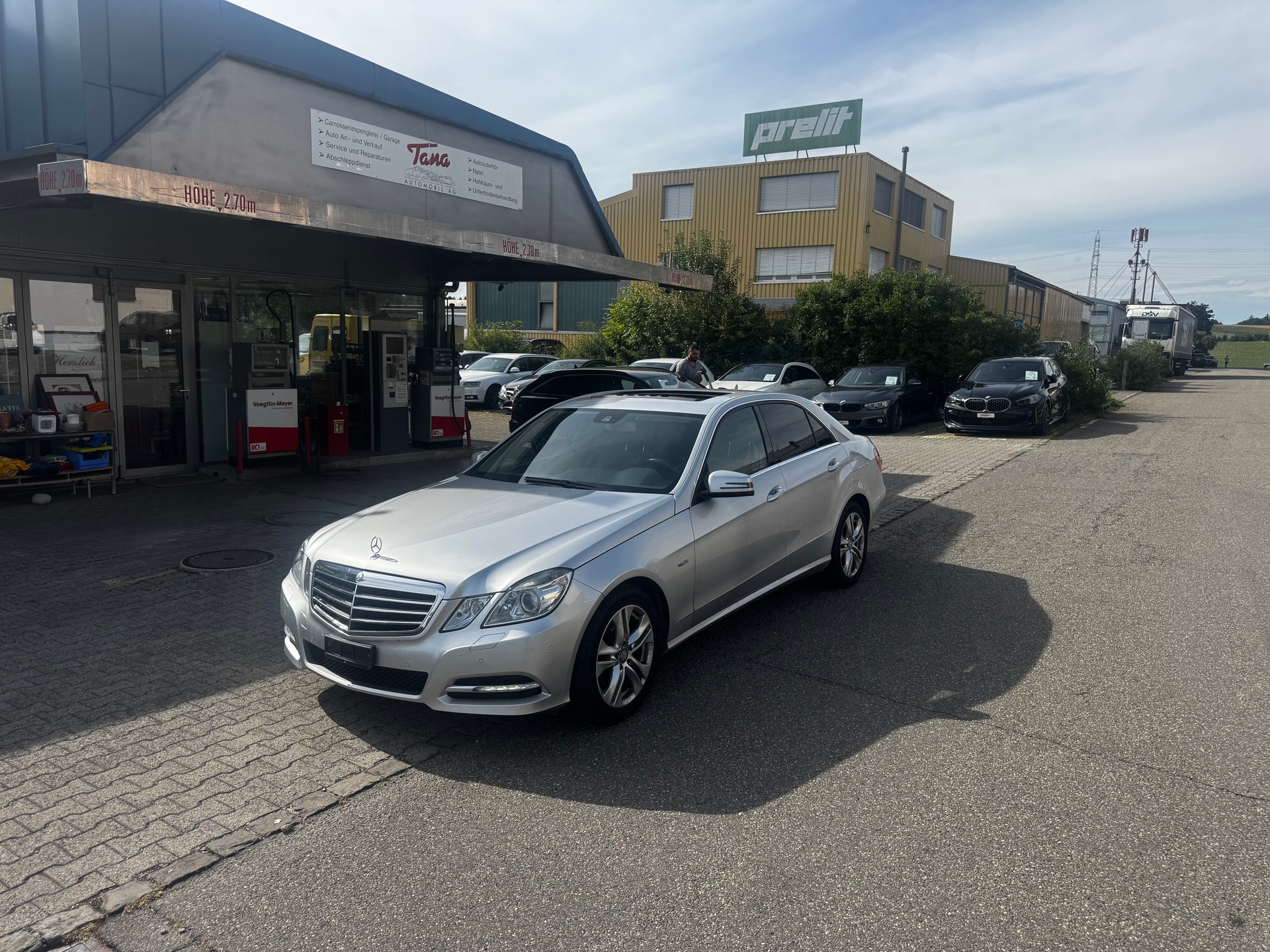 MERCEDES-BENZ E 350 CGI BlueEff. Avantgarde 4Matic 7G-Tronic-image-0