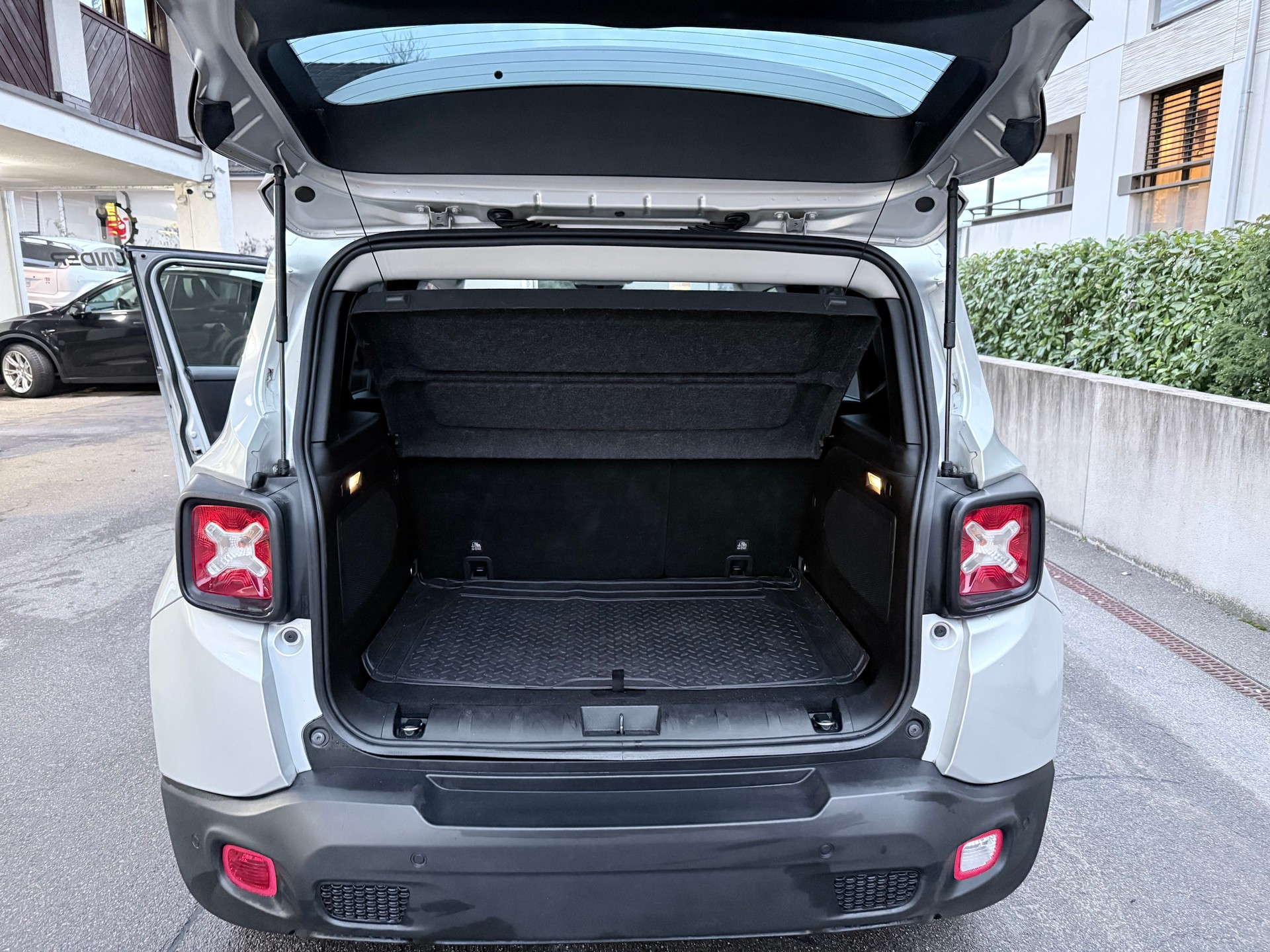 JEEP 1.4 140 MultiAir Longitude-image-4
