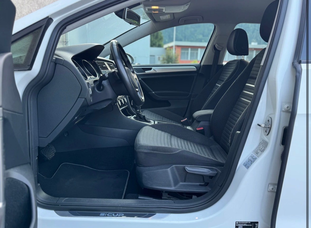 VW Golf 1.4 TSI Cup DSG-image-7