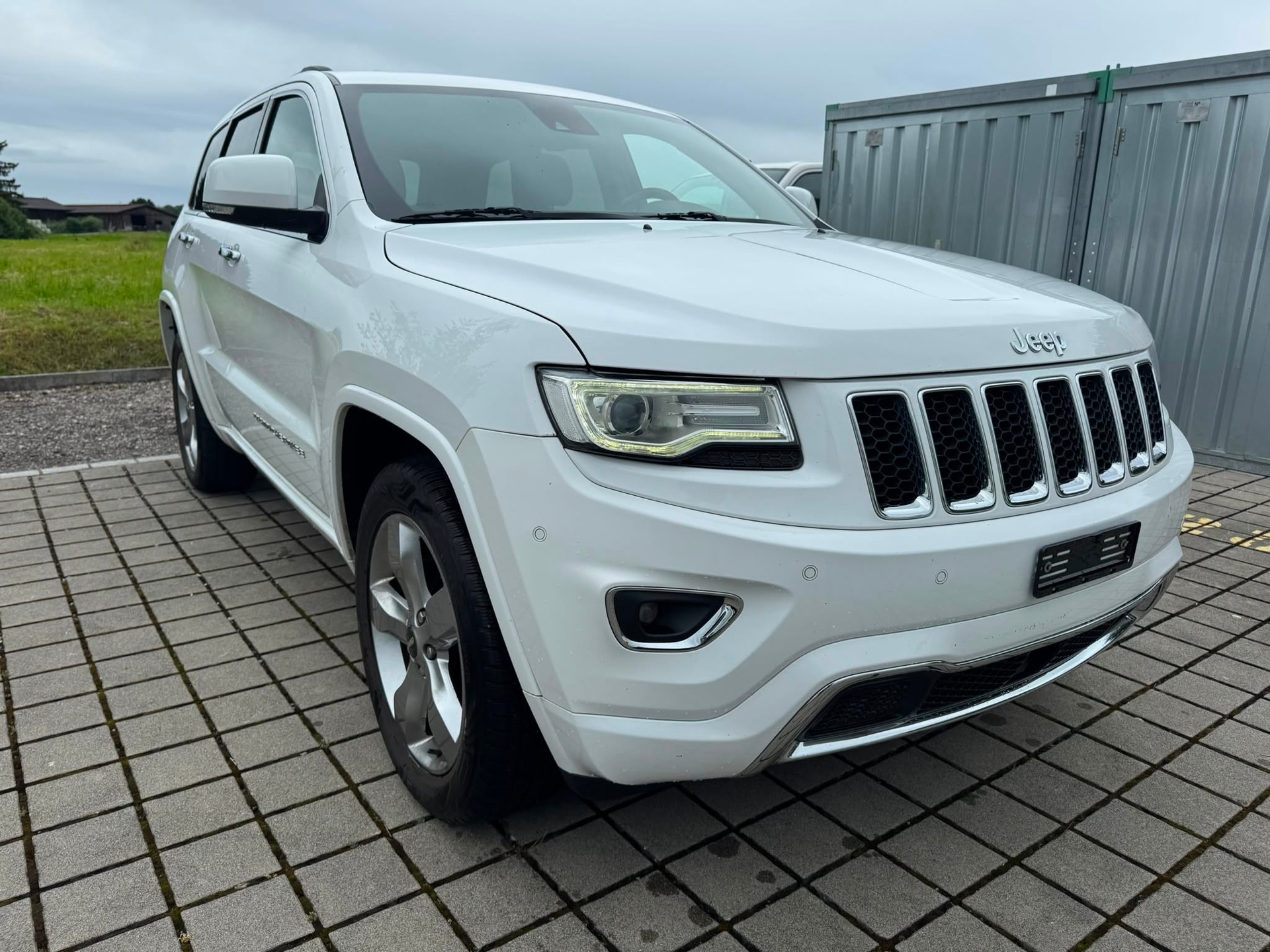 JEEP Grand Cherokee 3.0 CRD Limited Automatic-image-2