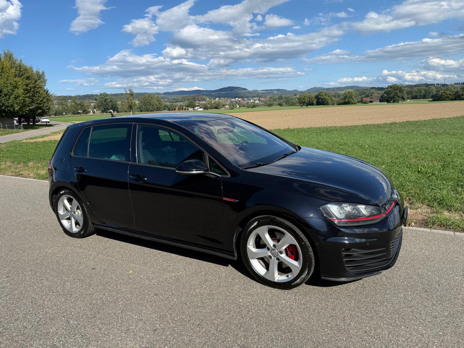 VW VII 2.0 TSI GTI-image-2