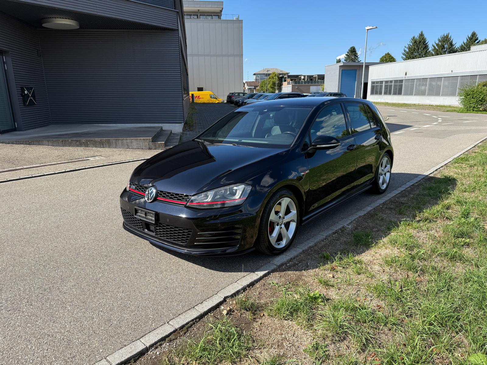 VW VII 2.0 TSI GTI-image-0