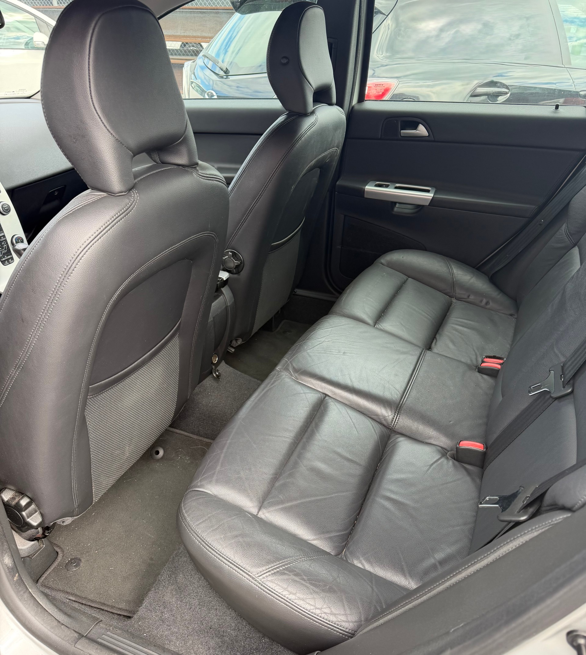 VOLVO V50 D3 Kinetic Geartronic-image-9