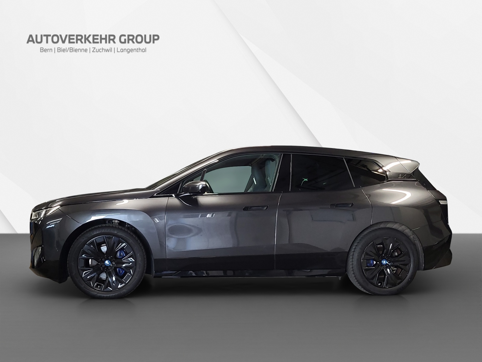 BMW iX xDrive40-image-7