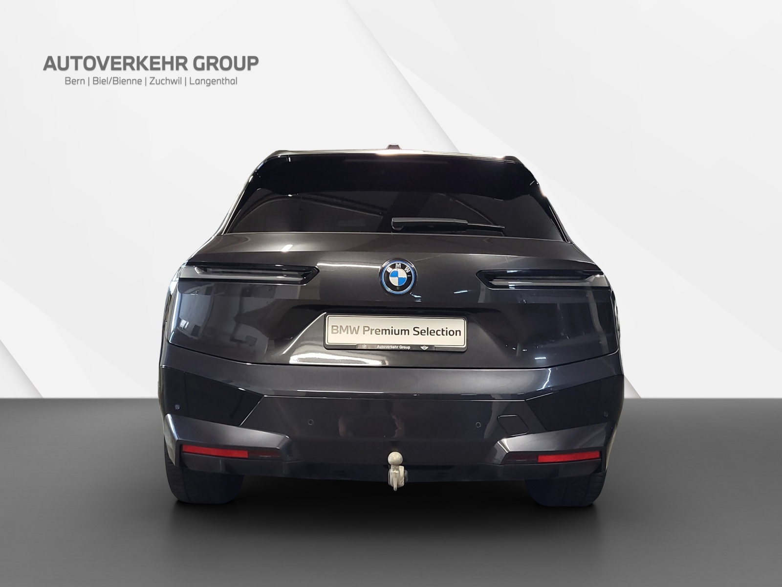 BMW iX xDrive40-image-5