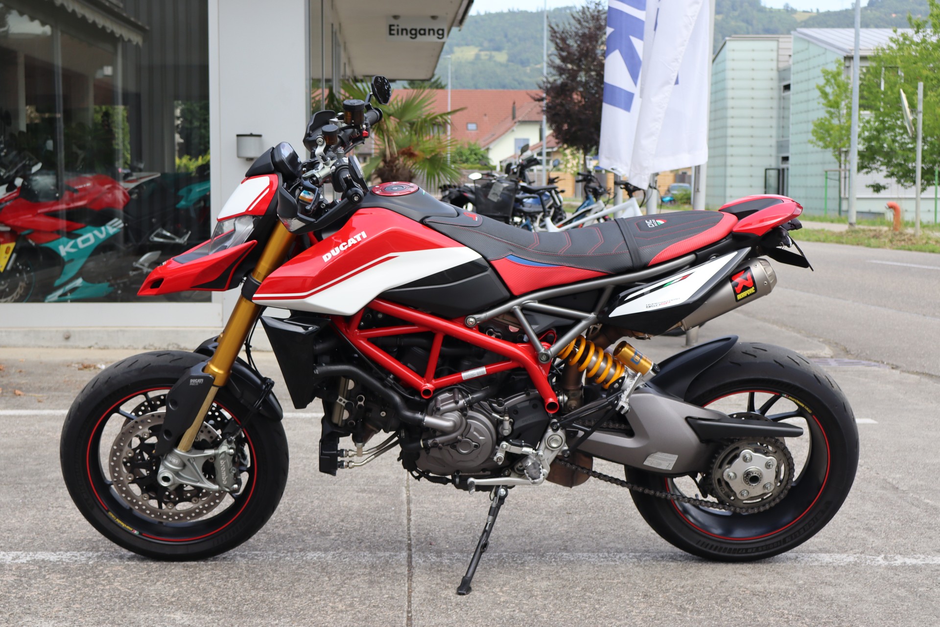 DUCATI Hypermotard 950 SP-showroom-element-3