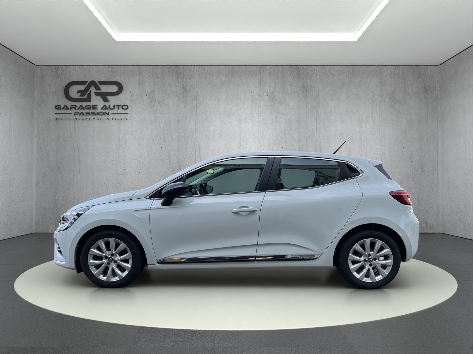 RENAULT Clio 1.0 Intens-image-7