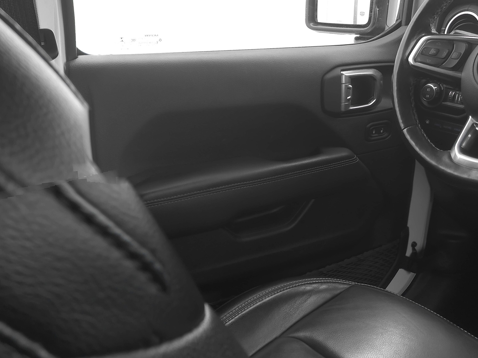 JEEP Wrangler 2.0 PHEV Unlimited Sahara DT Automatic-image-9