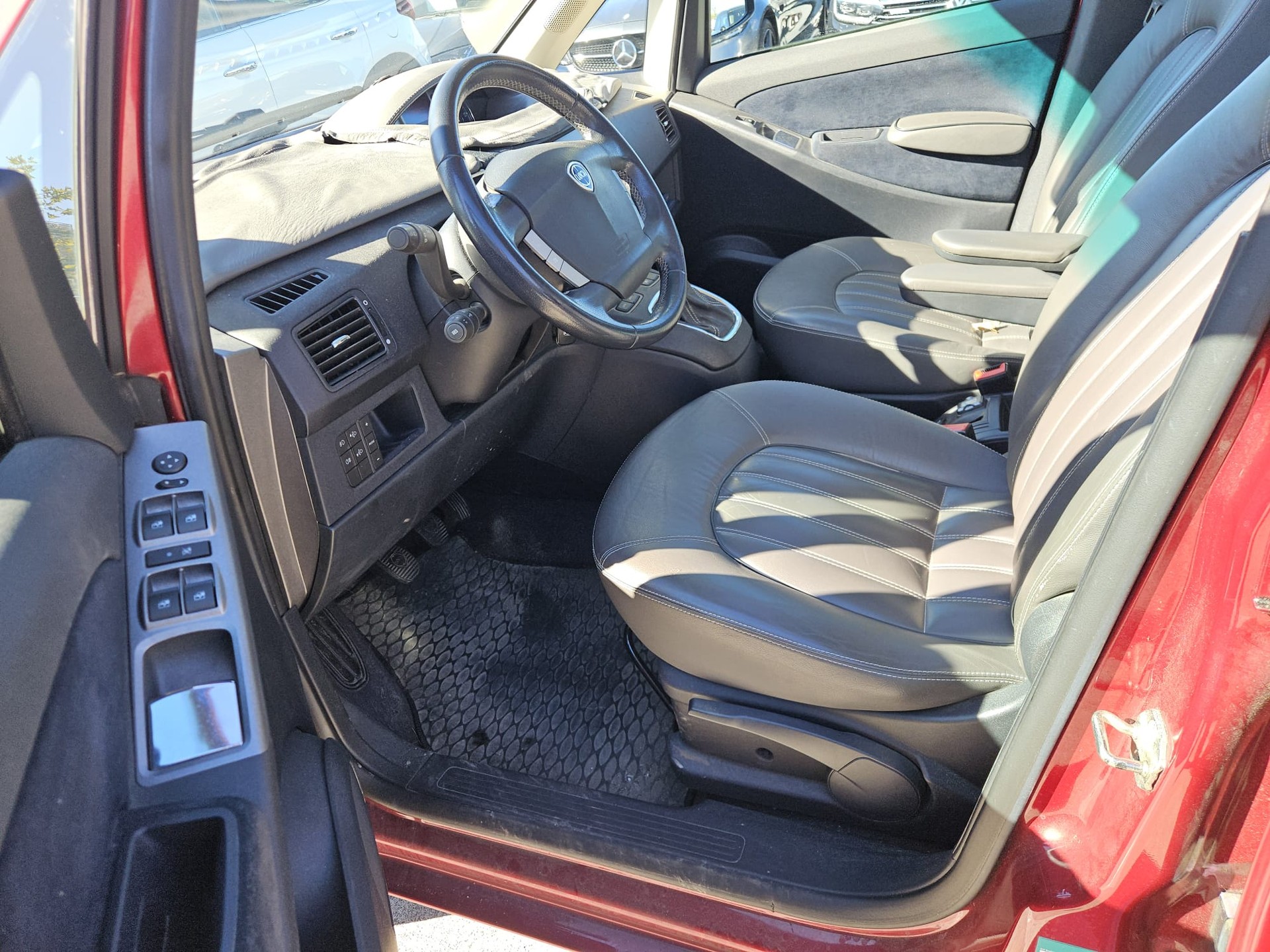 LANCIA Musa 1.6 16V JTD Oro-image-10