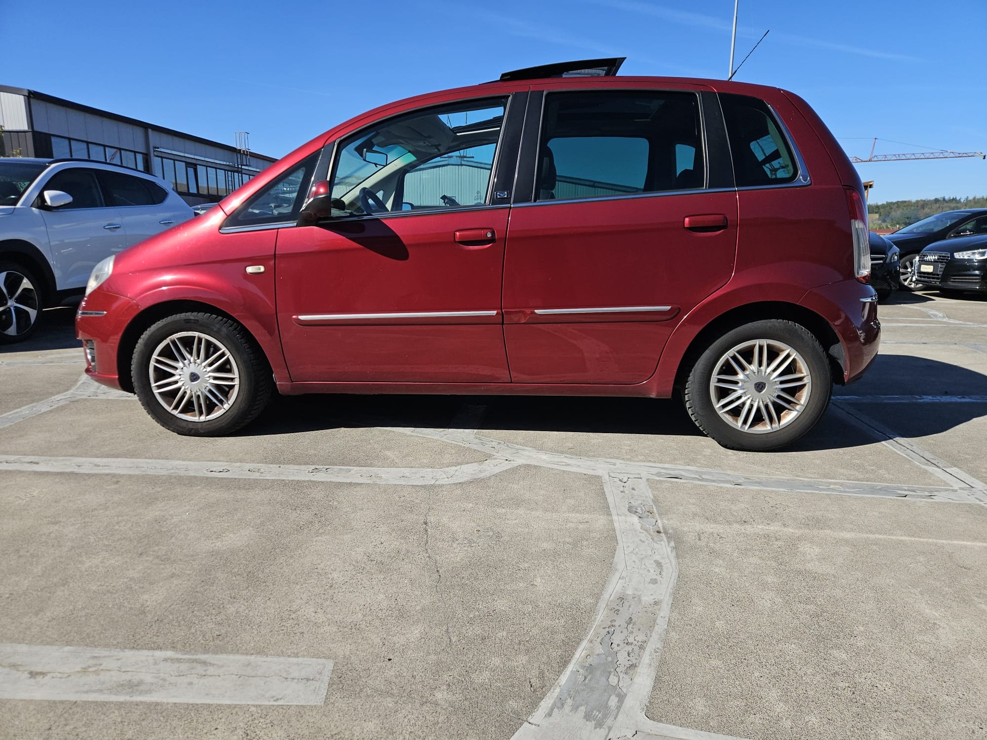 LANCIA Musa 1.6 16V JTD Oro-showroom-element-1