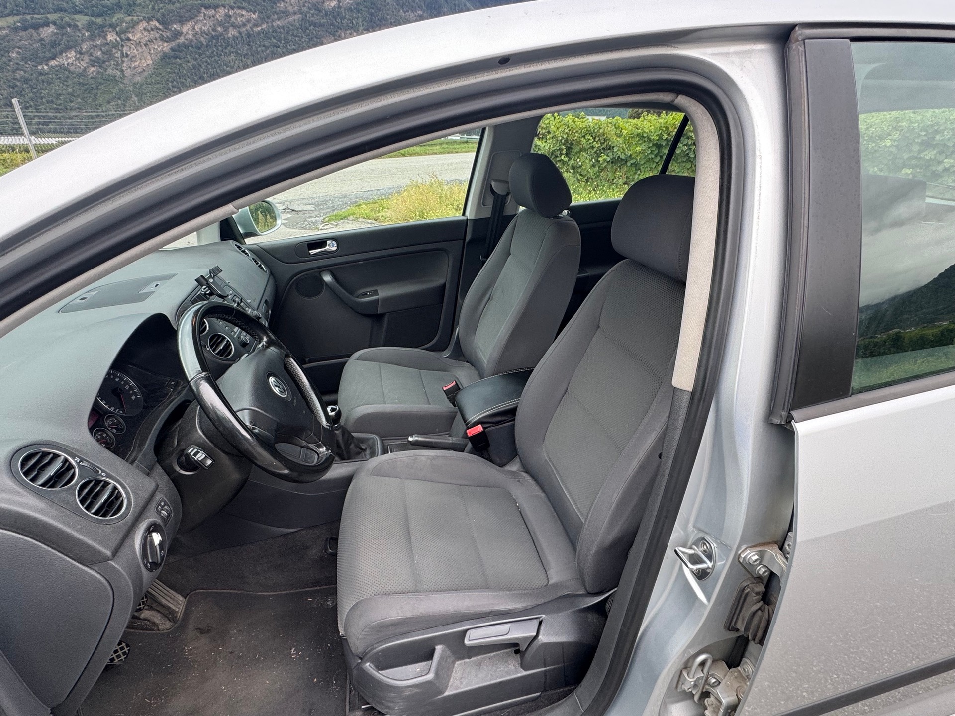 VW Golf Plus 1.6 FSI Comfortline-image-6