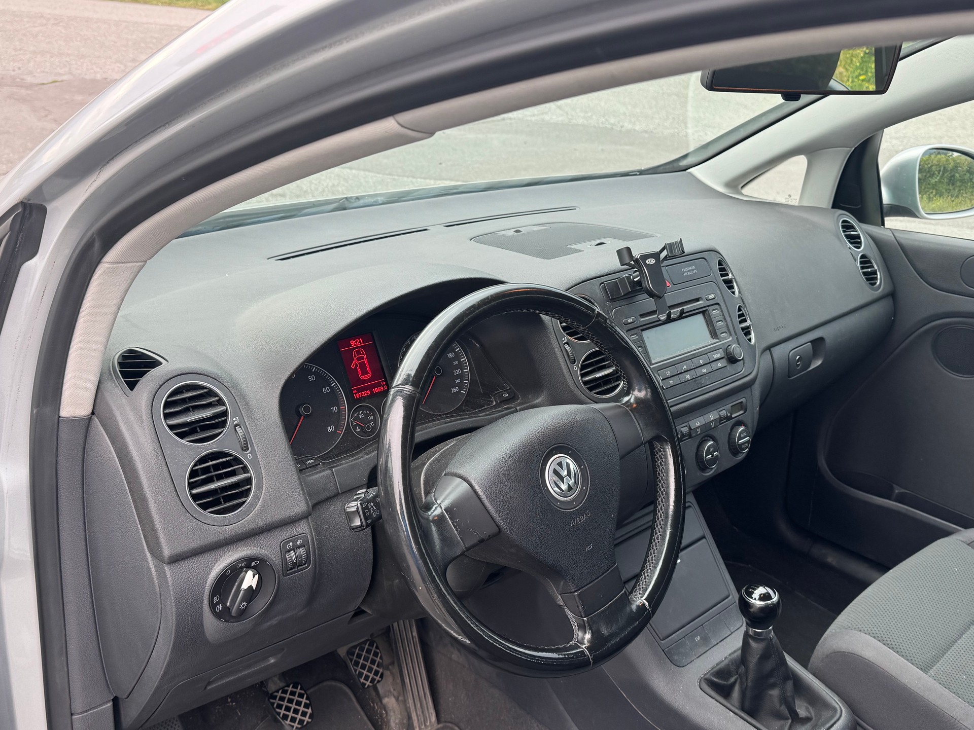 VW Golf Plus 1.6 FSI Comfortline-image-7
