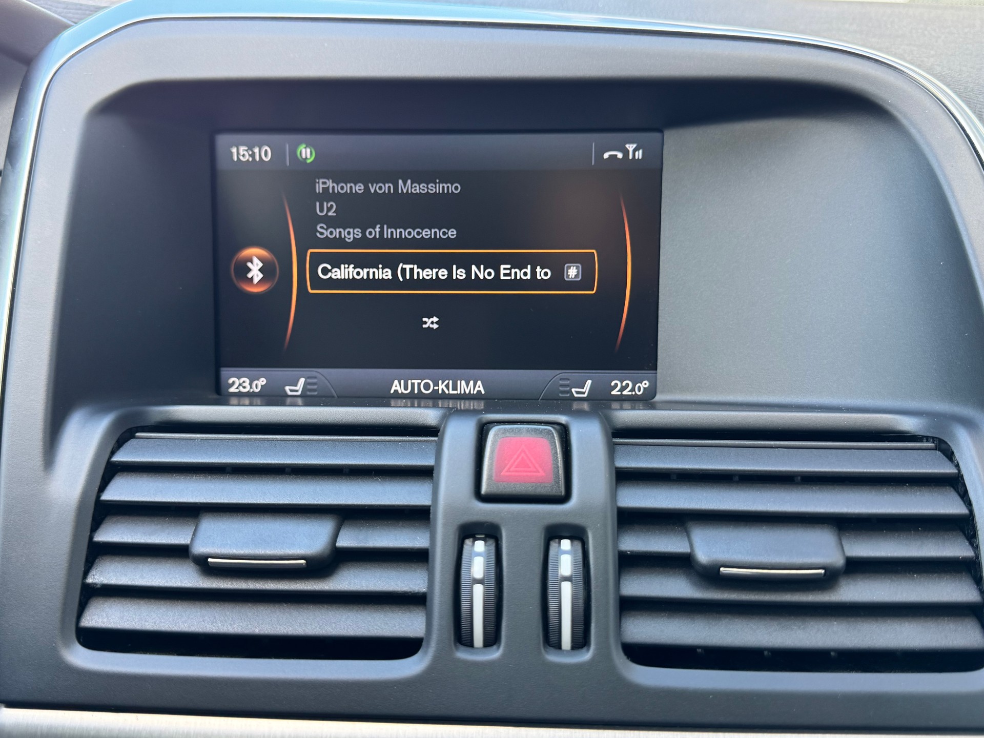 VOLVO XC60 D5 AWD Summum+Aut+Leder mit Memory+Sitzheizung+Navi+Bluettooth+Rückfahrkamera+18"Alu+Winterräder+frisch ab MFK/Service+-image-20