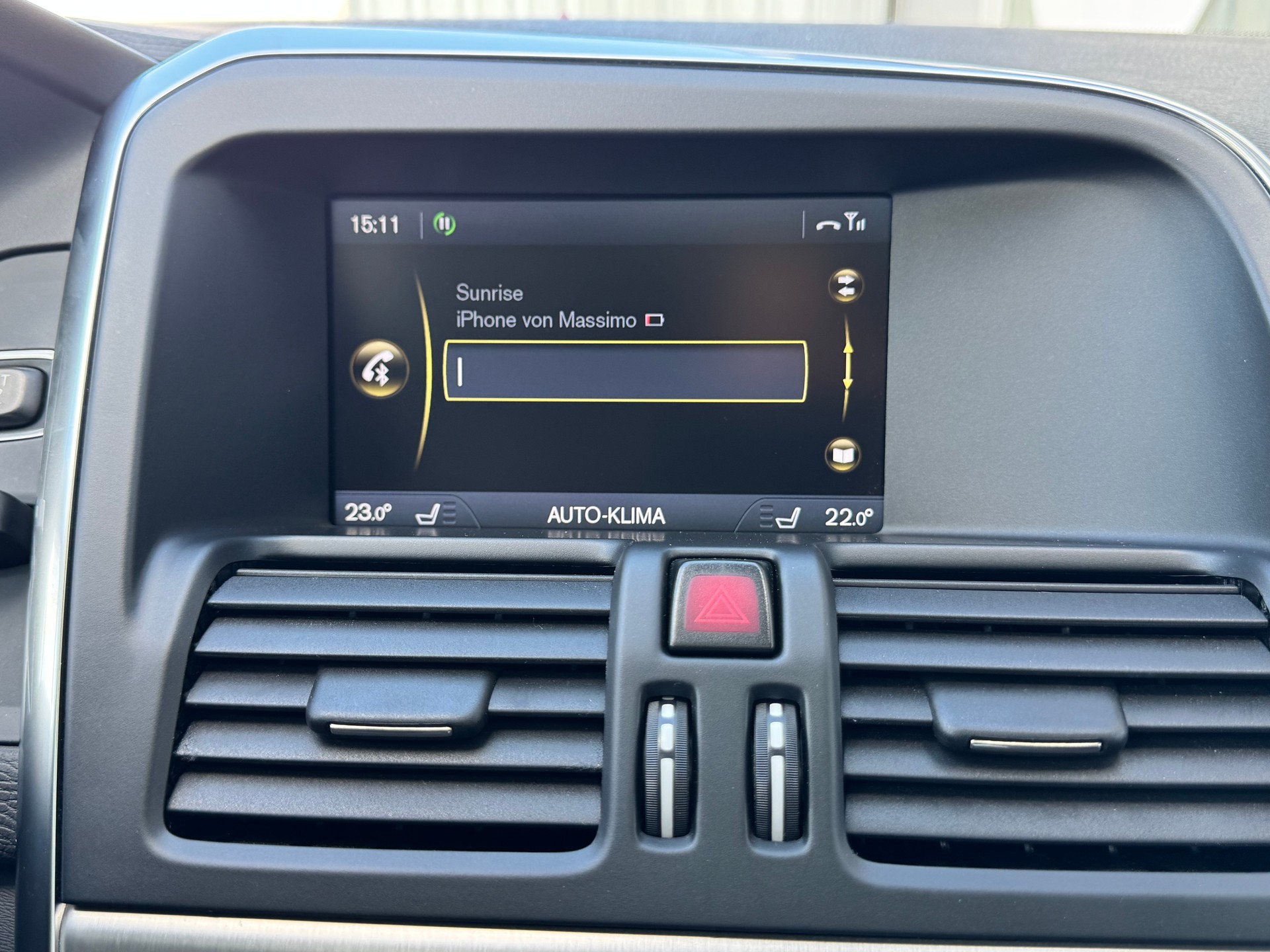 VOLVO XC60 D5 AWD Summum+Aut+Leder mit Memory+Sitzheizung+Navi+Bluettooth+Rückfahrkamera+18"Alu+Winterräder+frisch ab MFK/Service+-image-21
