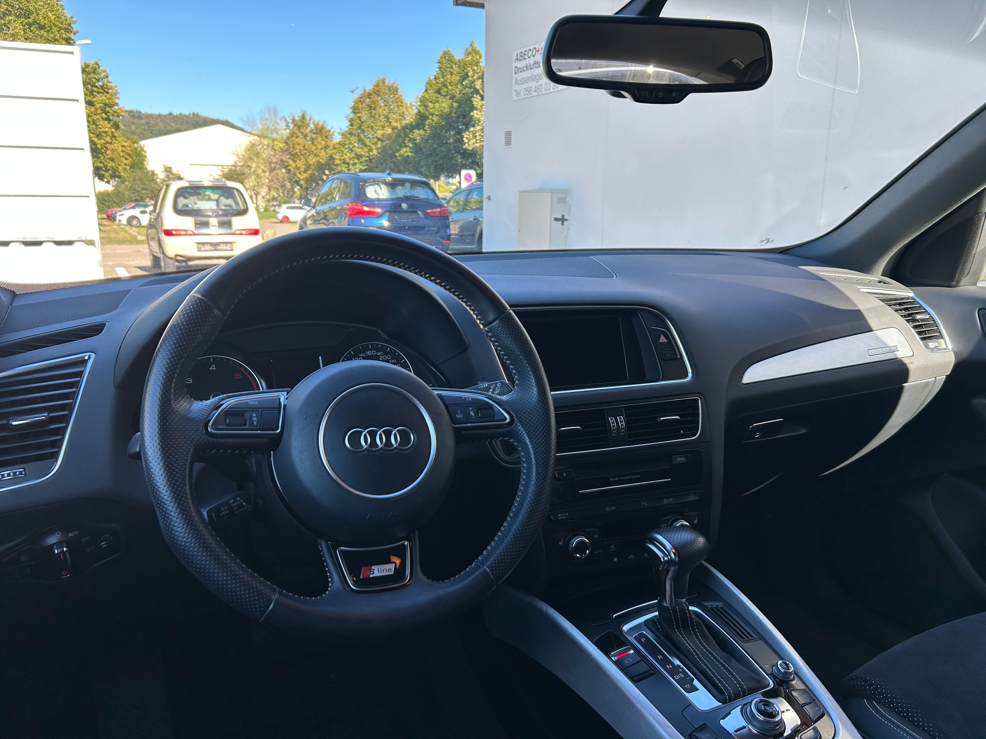 AUDI Q5 2.0 TDI quattro S-tronic-image-6