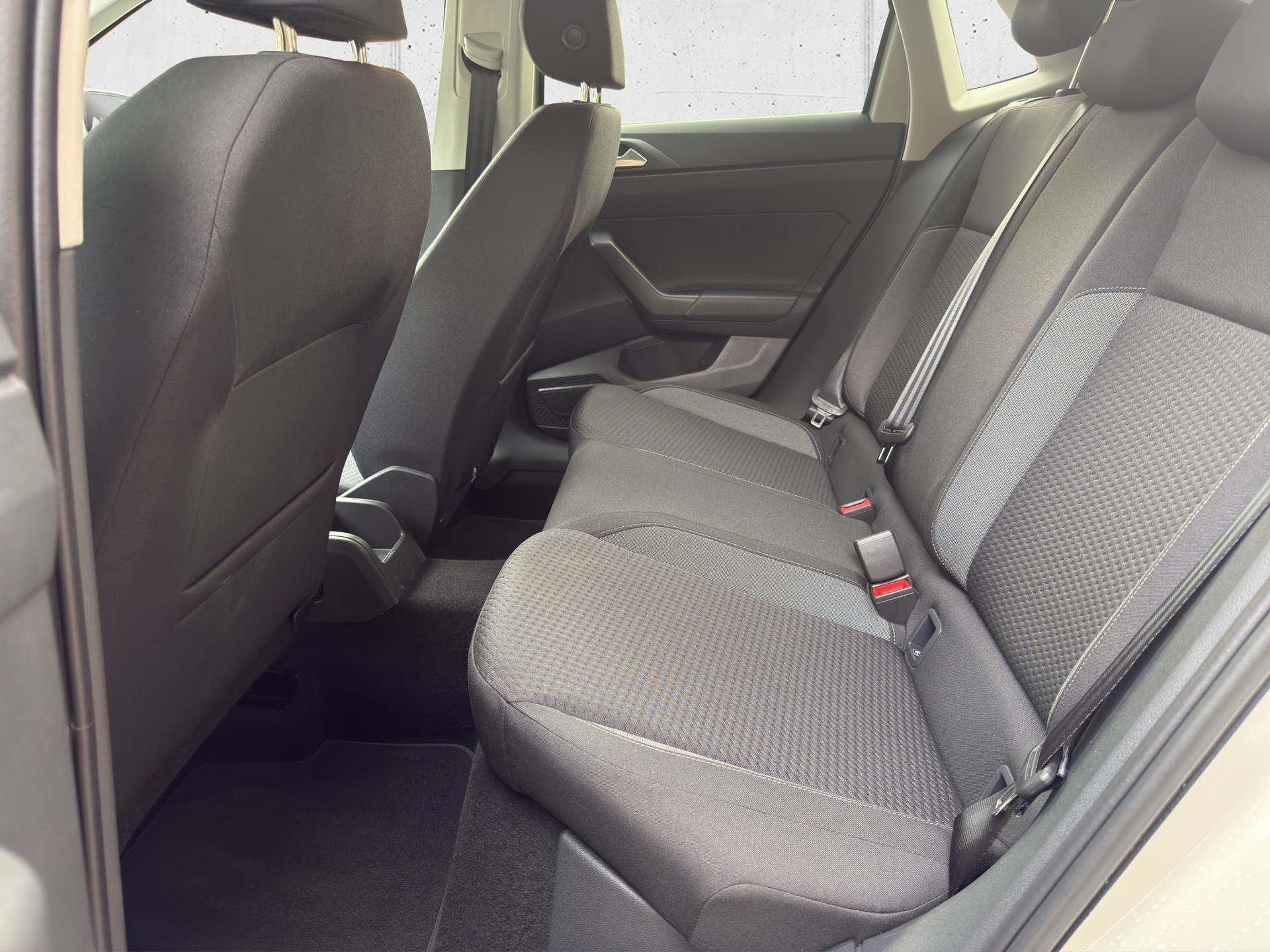 VW Polo 1.0 TSI Life-image-11