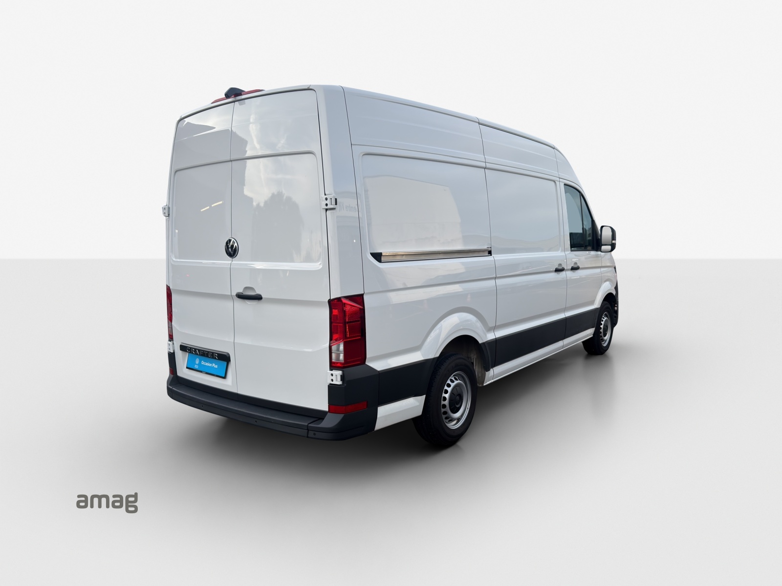 VW Crafter 35 2.0 TDI Entry L3 A-image-4