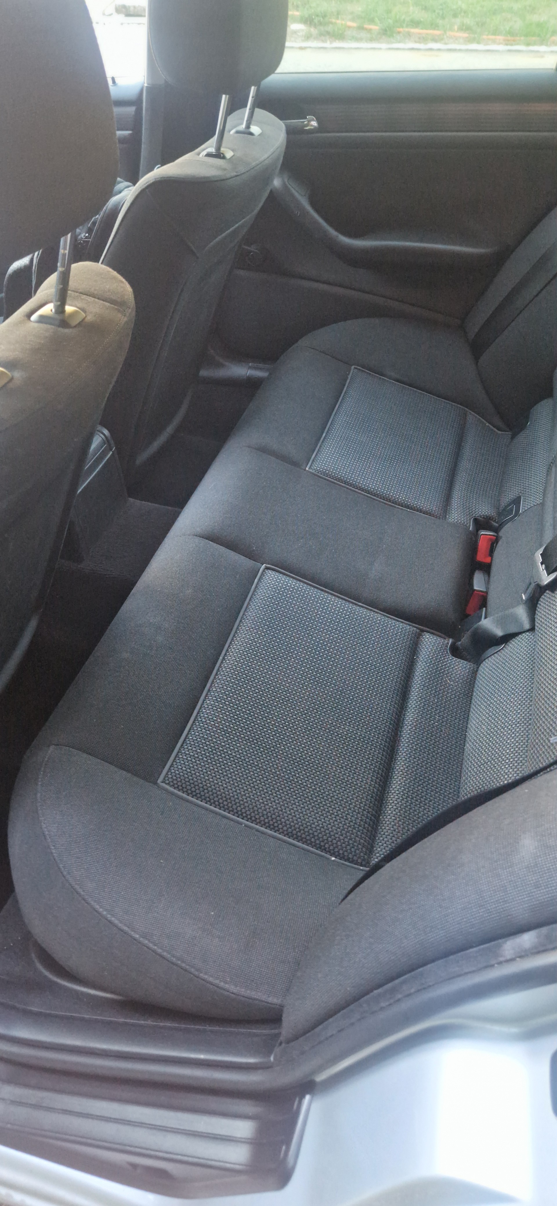 BMW 320d-image-3