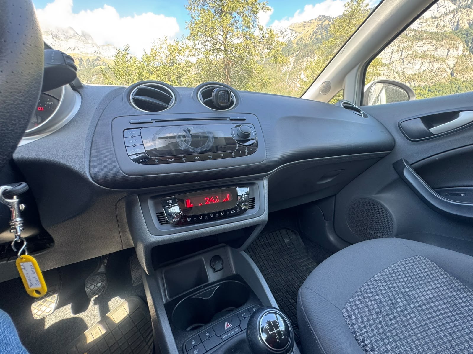 SEAT Ibiza 1.2 TSI Good Stuff-image-13