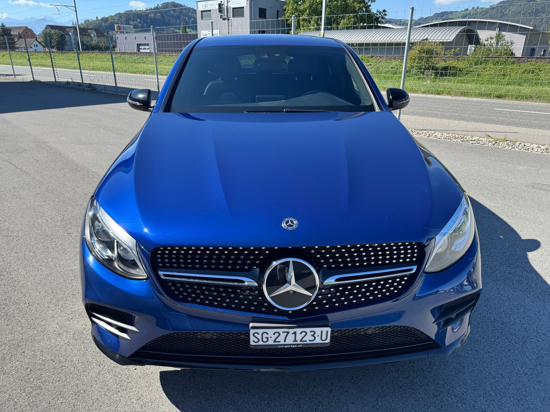 MERCEDES-BENZ GLC Coupé 250 d AMG Line 4Matic 9G-Tronic-image-4